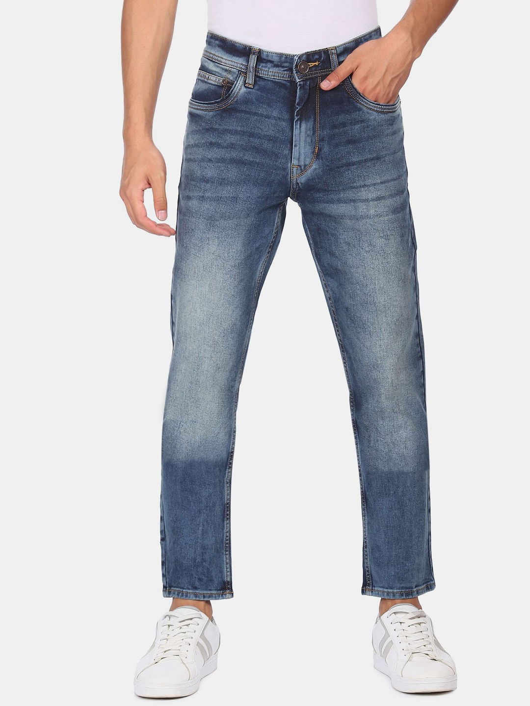 

Colt Men Blue Heavy Fade Acid Wash Regular-Fit Stretchable Jeans