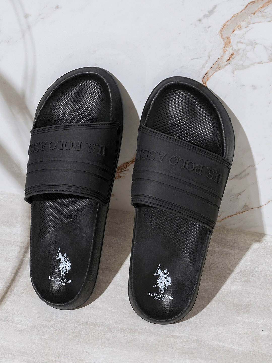 

U S Polo Assn Men Black & White Striped Sliders