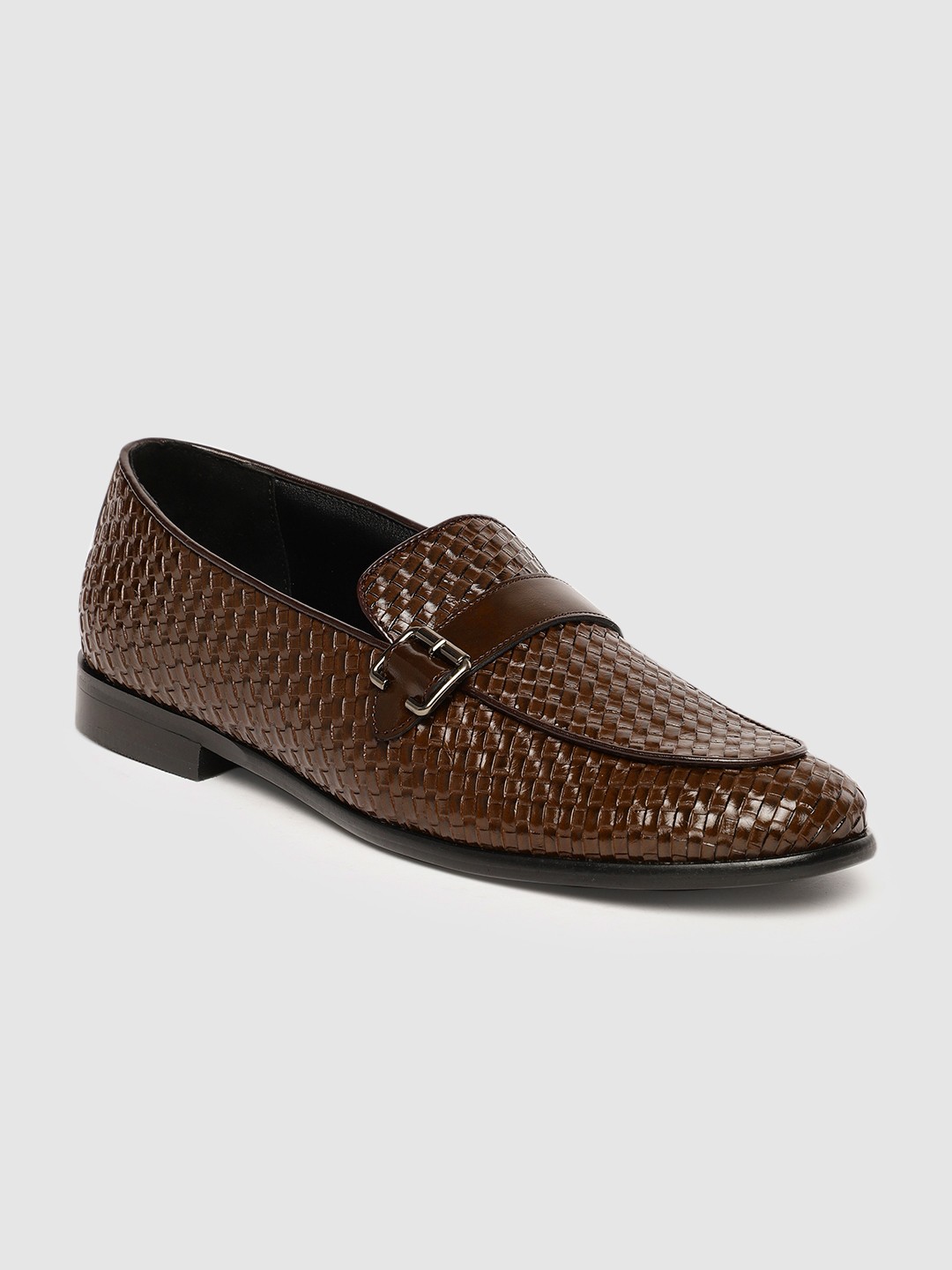 

The Alternate Men Brown Textured PU Loafers