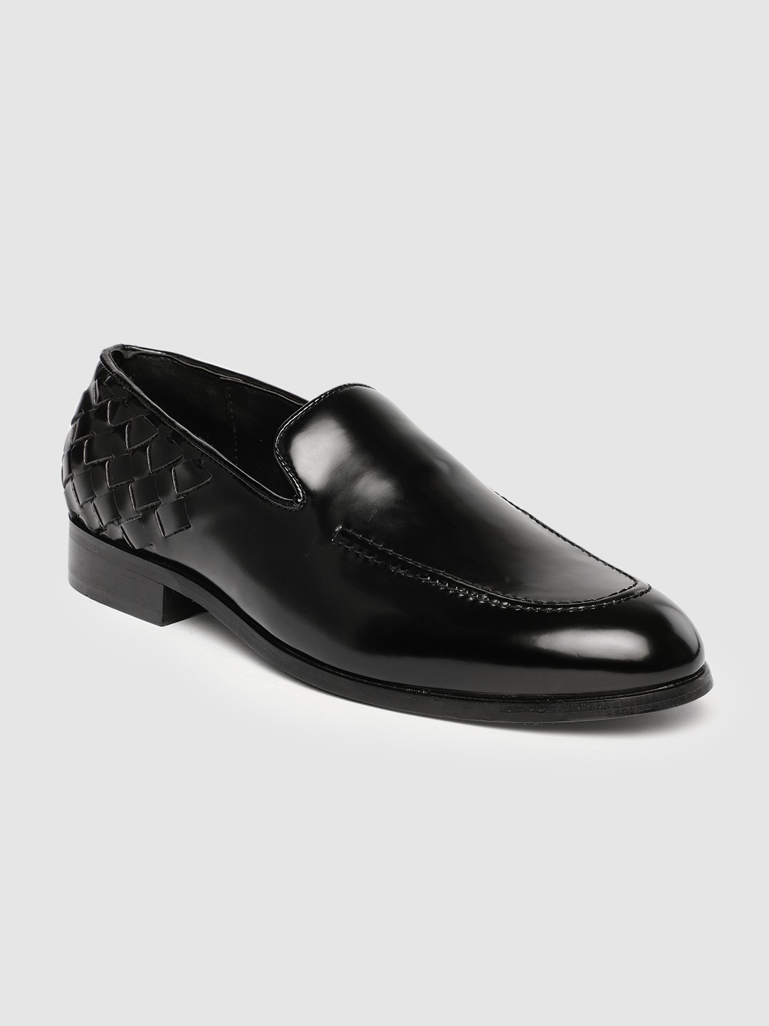

The Alternate Men Black Printed PU Loafers