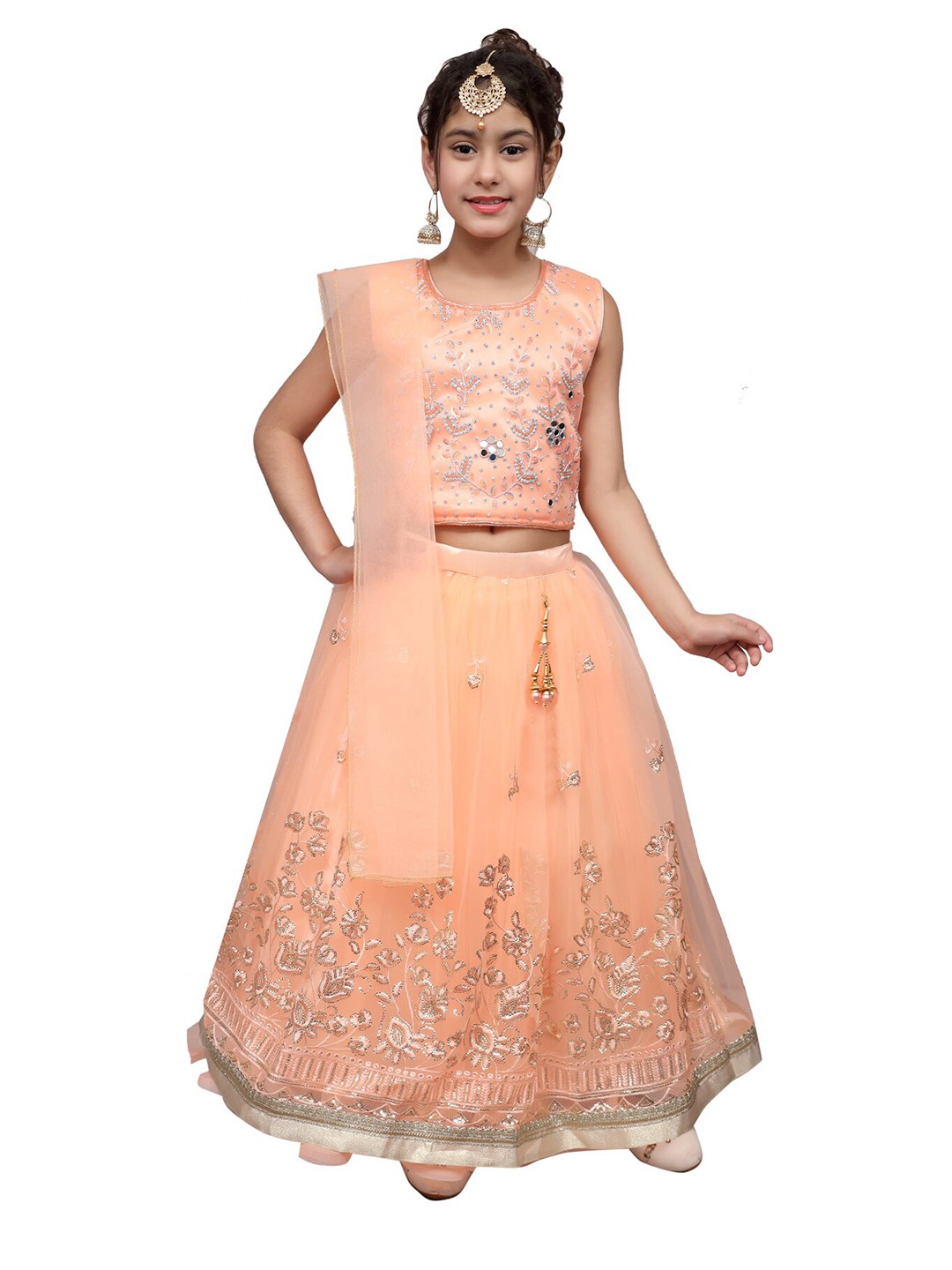 

SKY HEIGHTS Girls Peach-Coloured & Silver-Toned Embellished Beads and Stones Ready to Wear Lehenga & Blouse