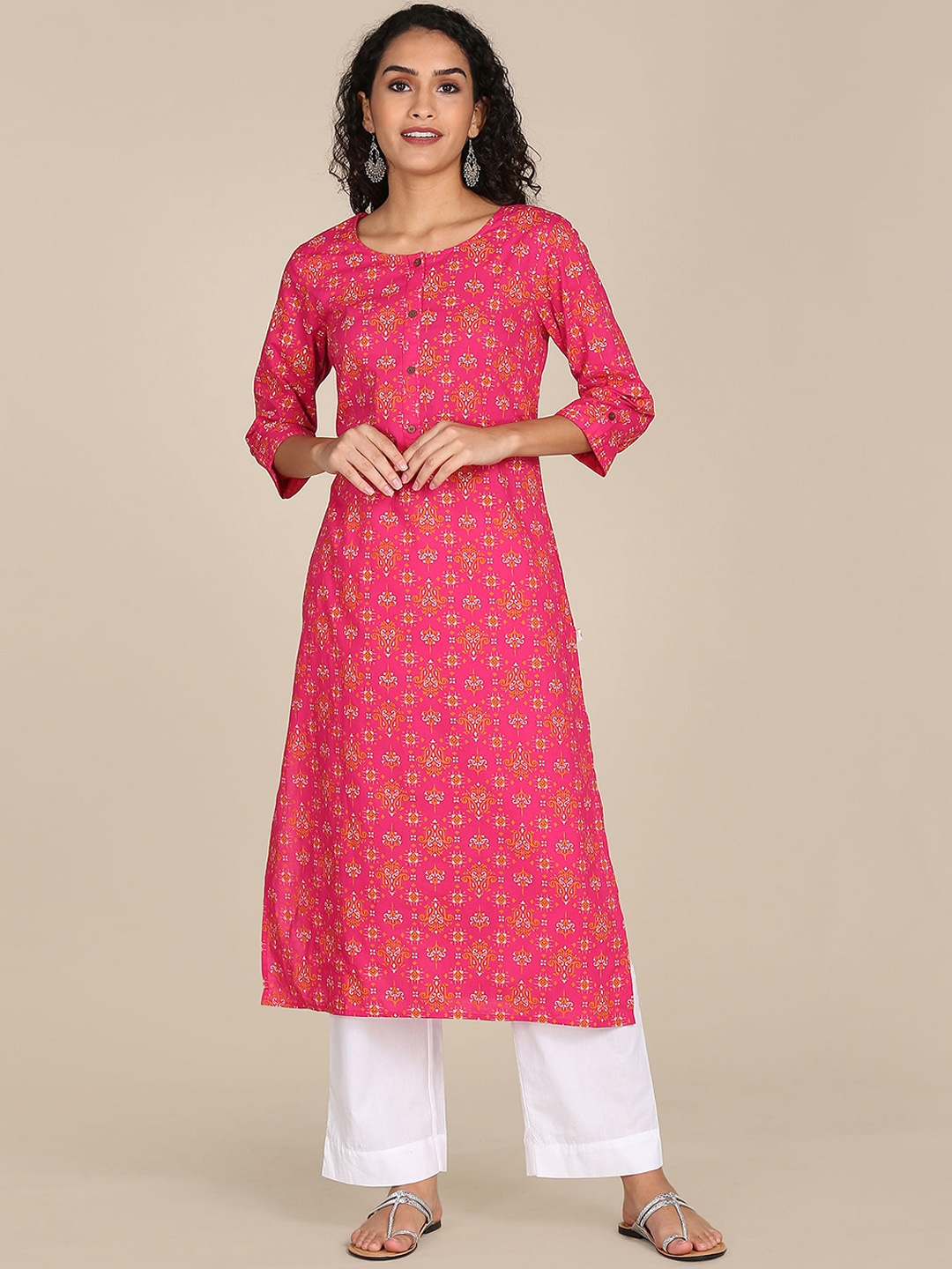 

Karigari Women Pink Floral Printed Thread Work Kurta