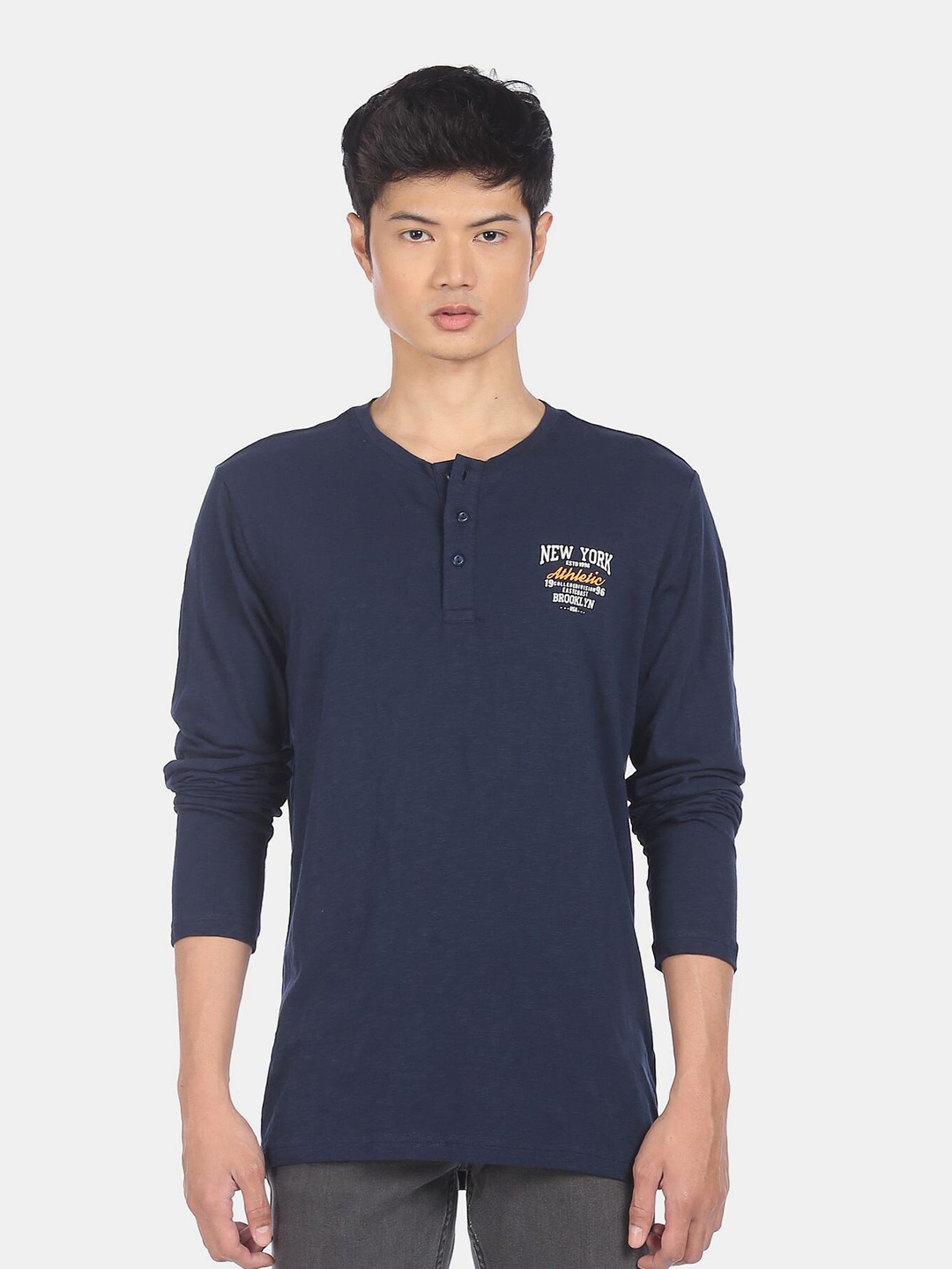 

Ruggers Men Blue & White Solid Henley Neck Cotton T-shirt
