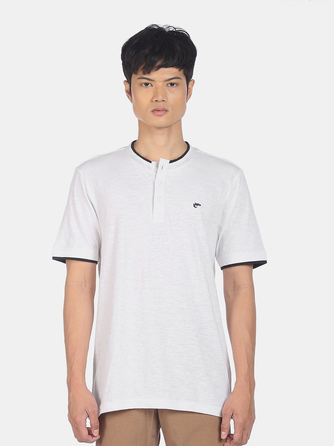 

Ruggers Men White Henley Neck T-shirt