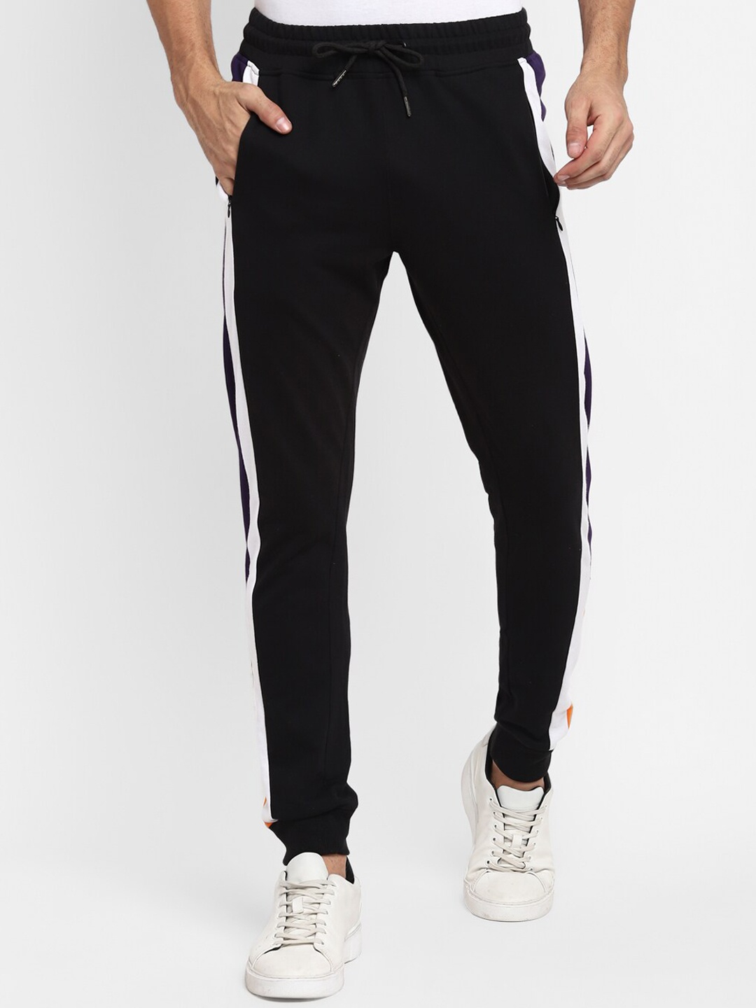 

Alan Jones Men Black & White Colourblocked Slim-Fit Joggers