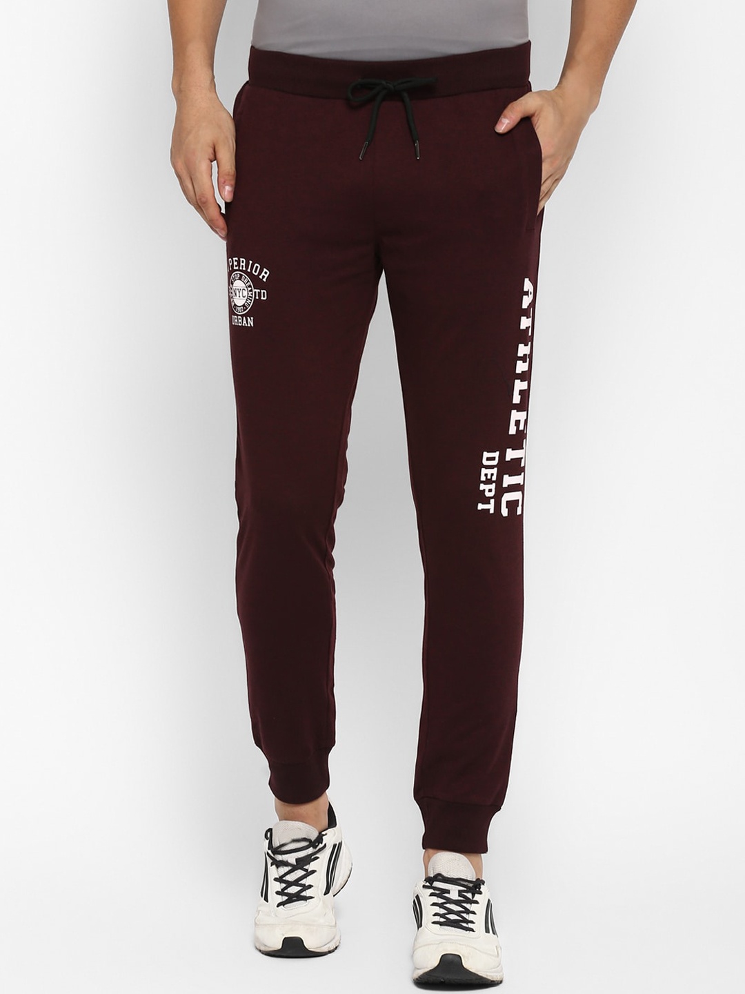 

Alan Jones Men Maroon Solid Slim-Fit Joggers Track Pant