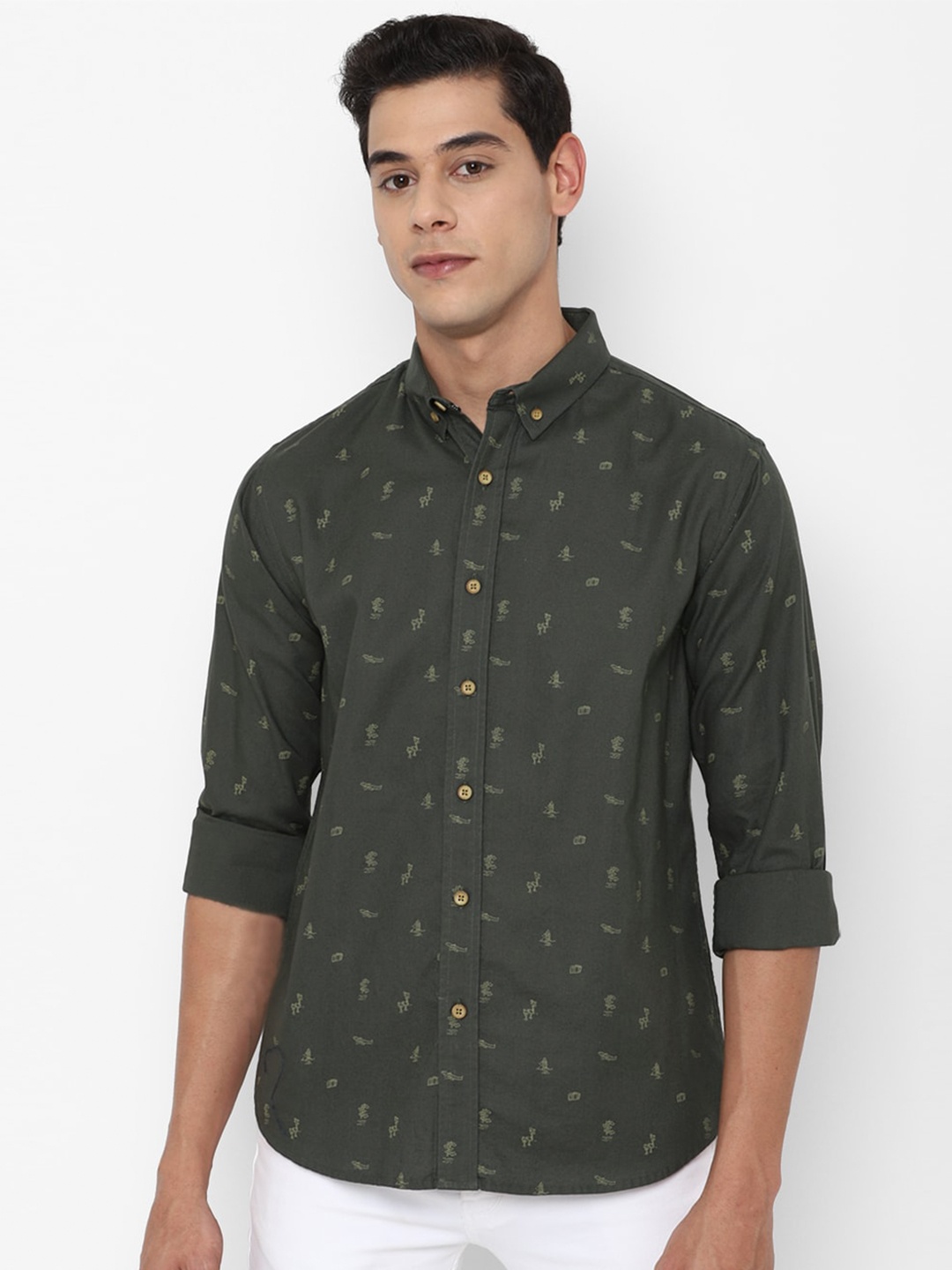 

FOREVER 21 Men Olive Green Pure Cotton Printed Casual Shirt