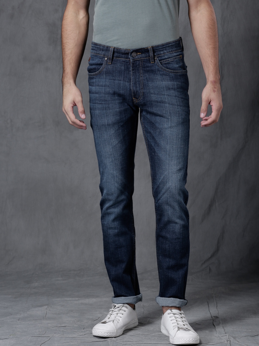 

WROGN Blue Slim Fit Stretchable Jeans