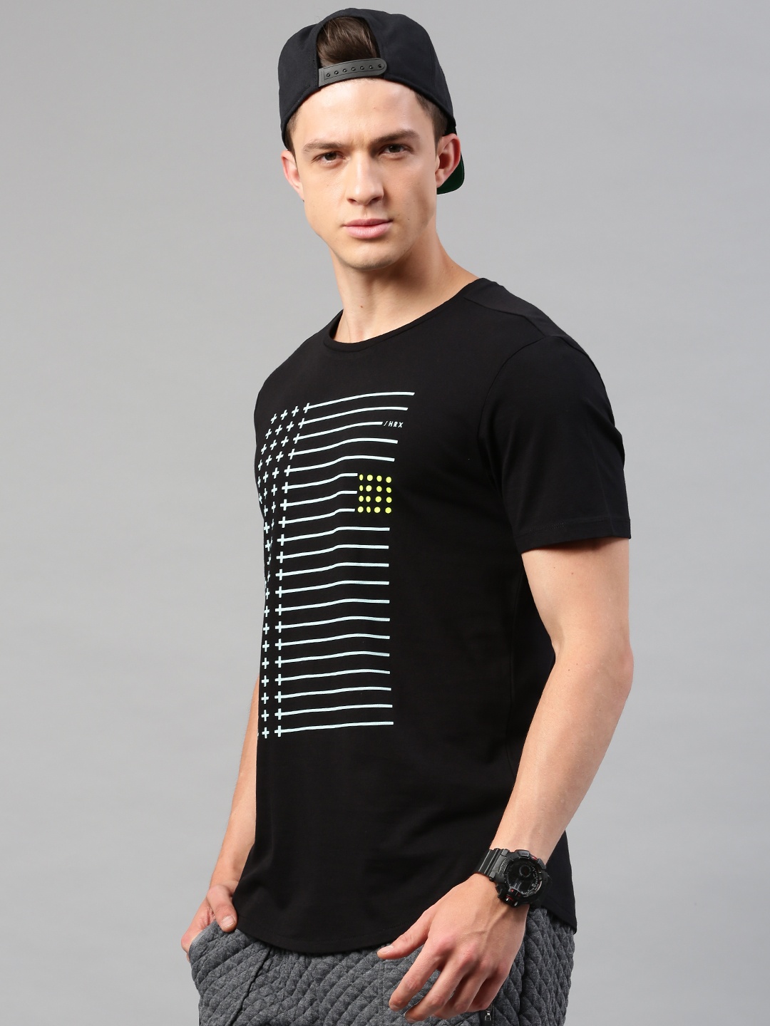 

HRX by Hrithik Roshan Men Black Printed Pure Cotton T-shirt