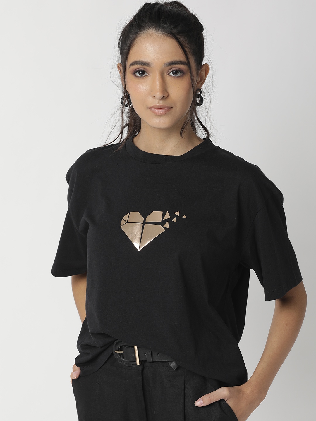 

RAREISM Women Black Drop-Shoulder Sleeves Pure Cotton Pockets Slim Fit T-shirt