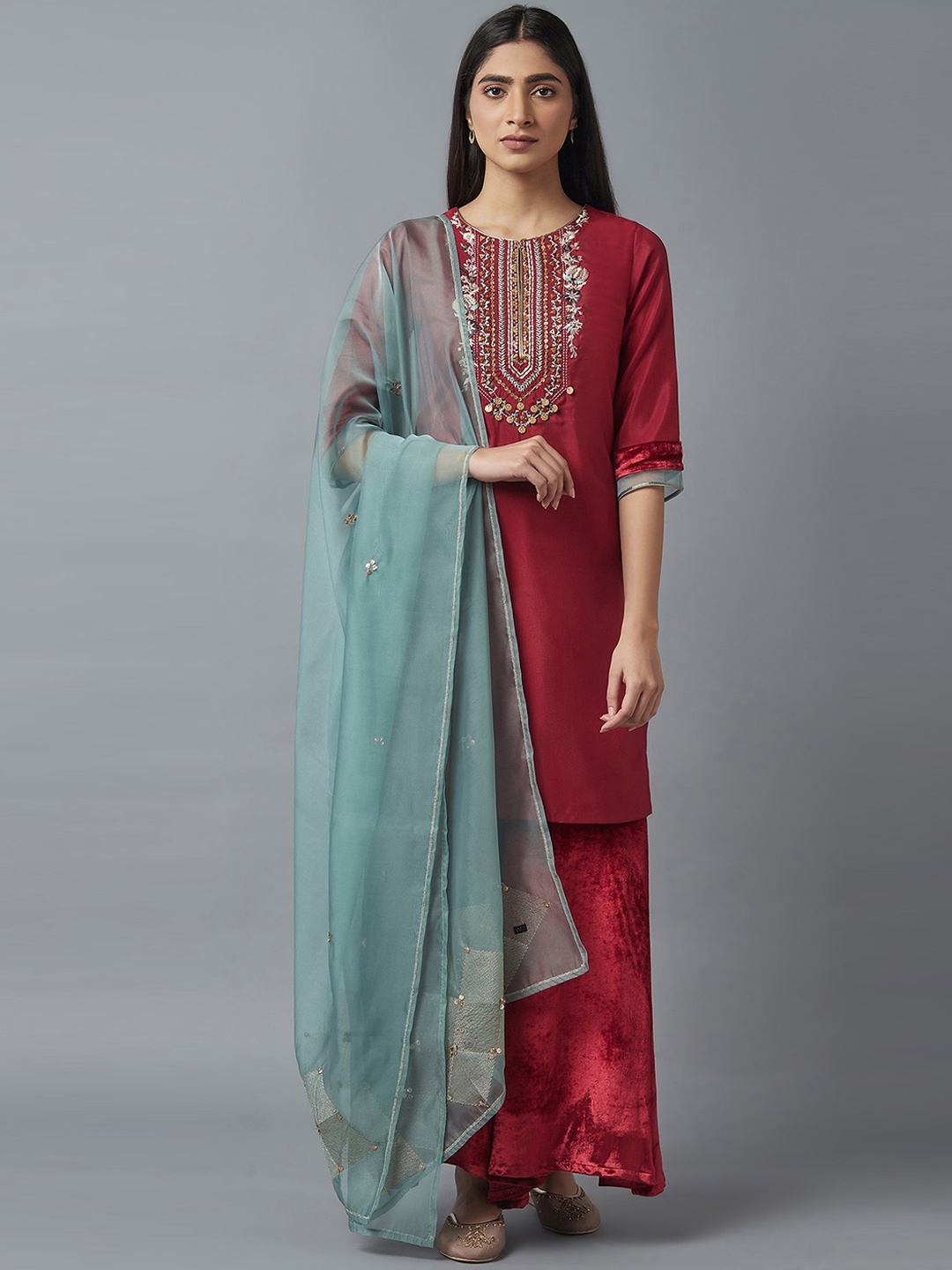 

WISHFUL Women Red Ethnic Motifs Embroidered Kurta with Sharara & With Dupatta