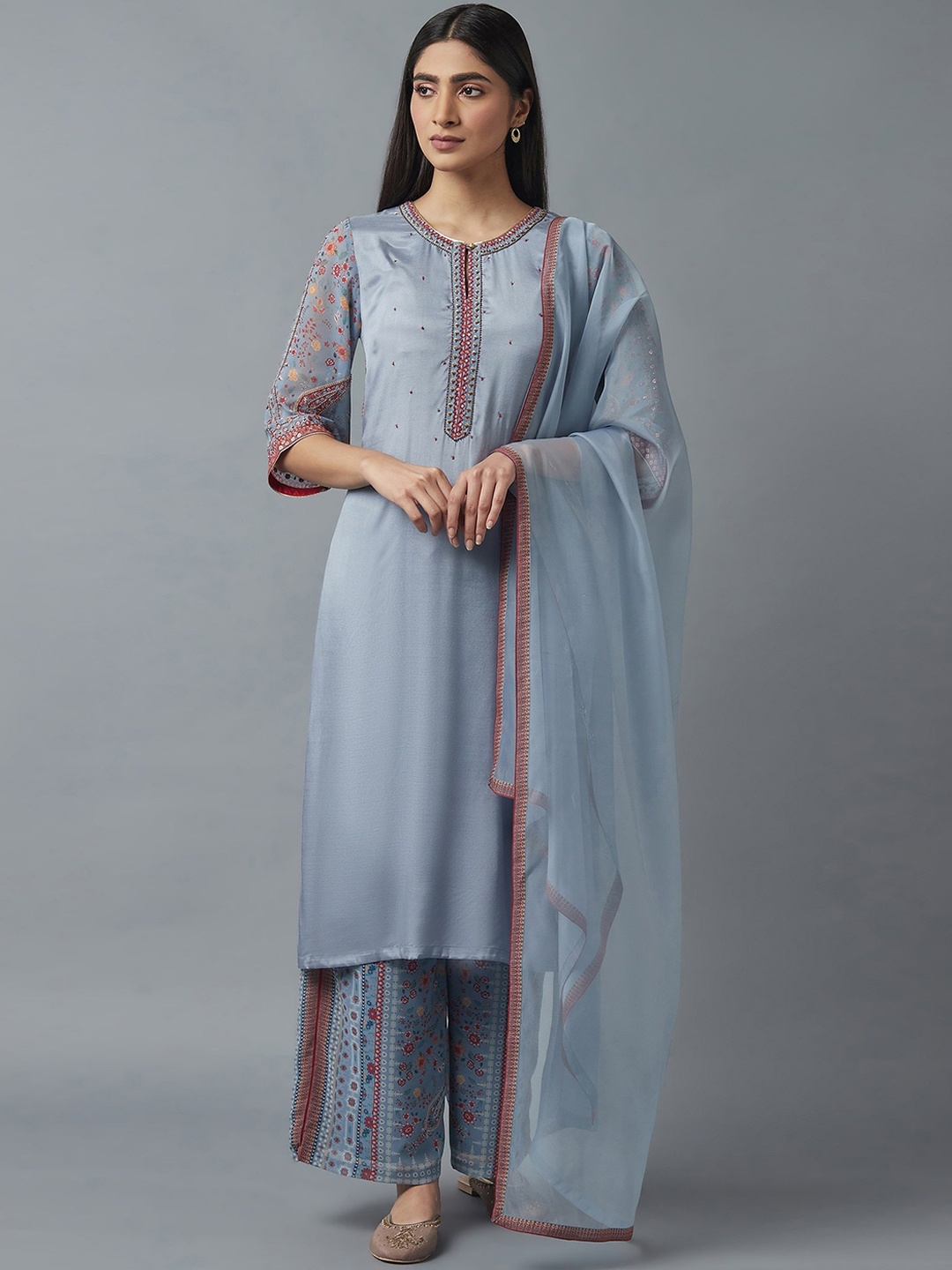 

WISHFUL Women Blue Ethnic Motifs Embroidered Thread Work Kurta with Palazzos & With Dupatta