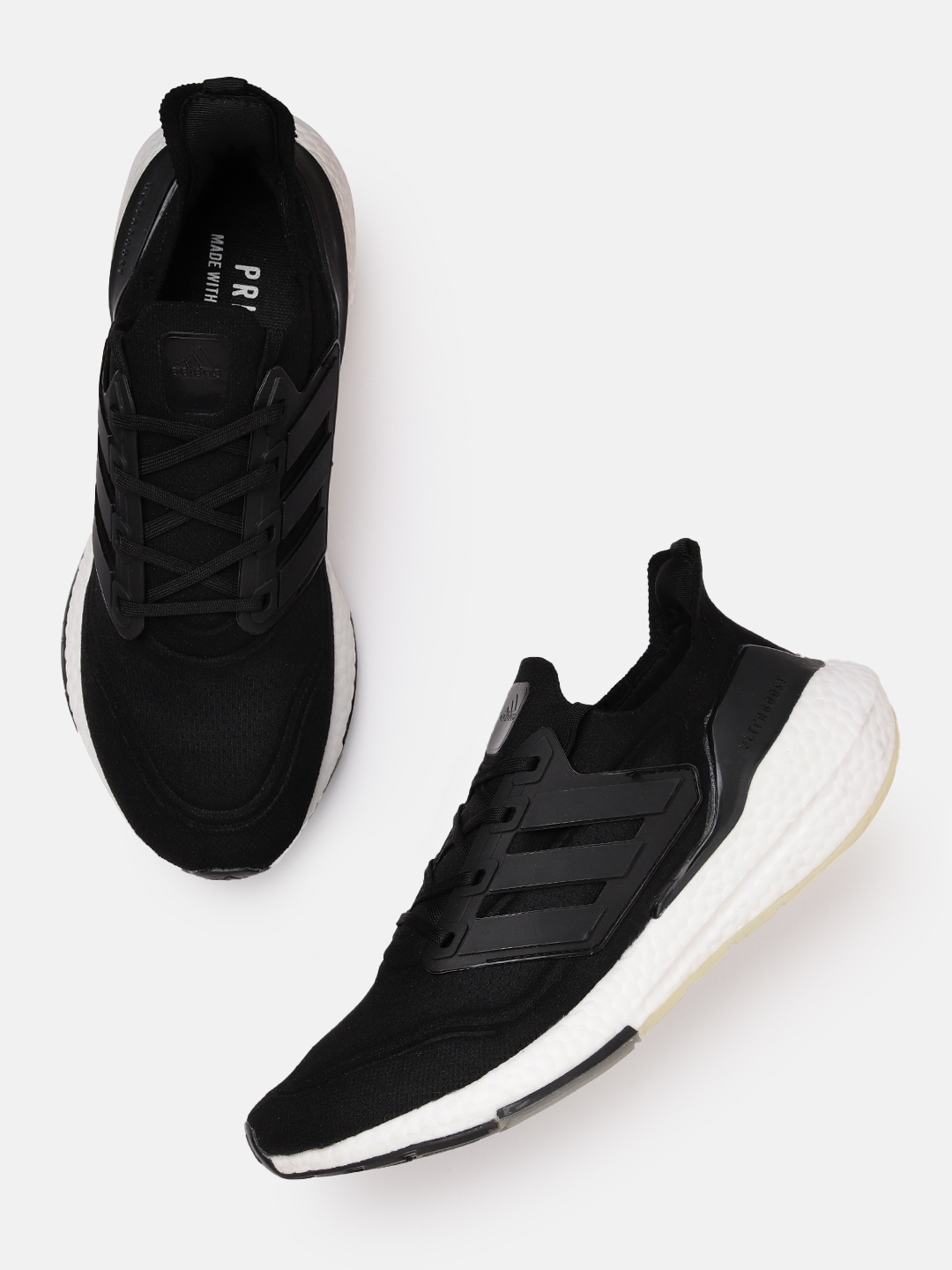 

ADIDAS Men Woven Design ULTRABOOST 22 Running Shoes, Black