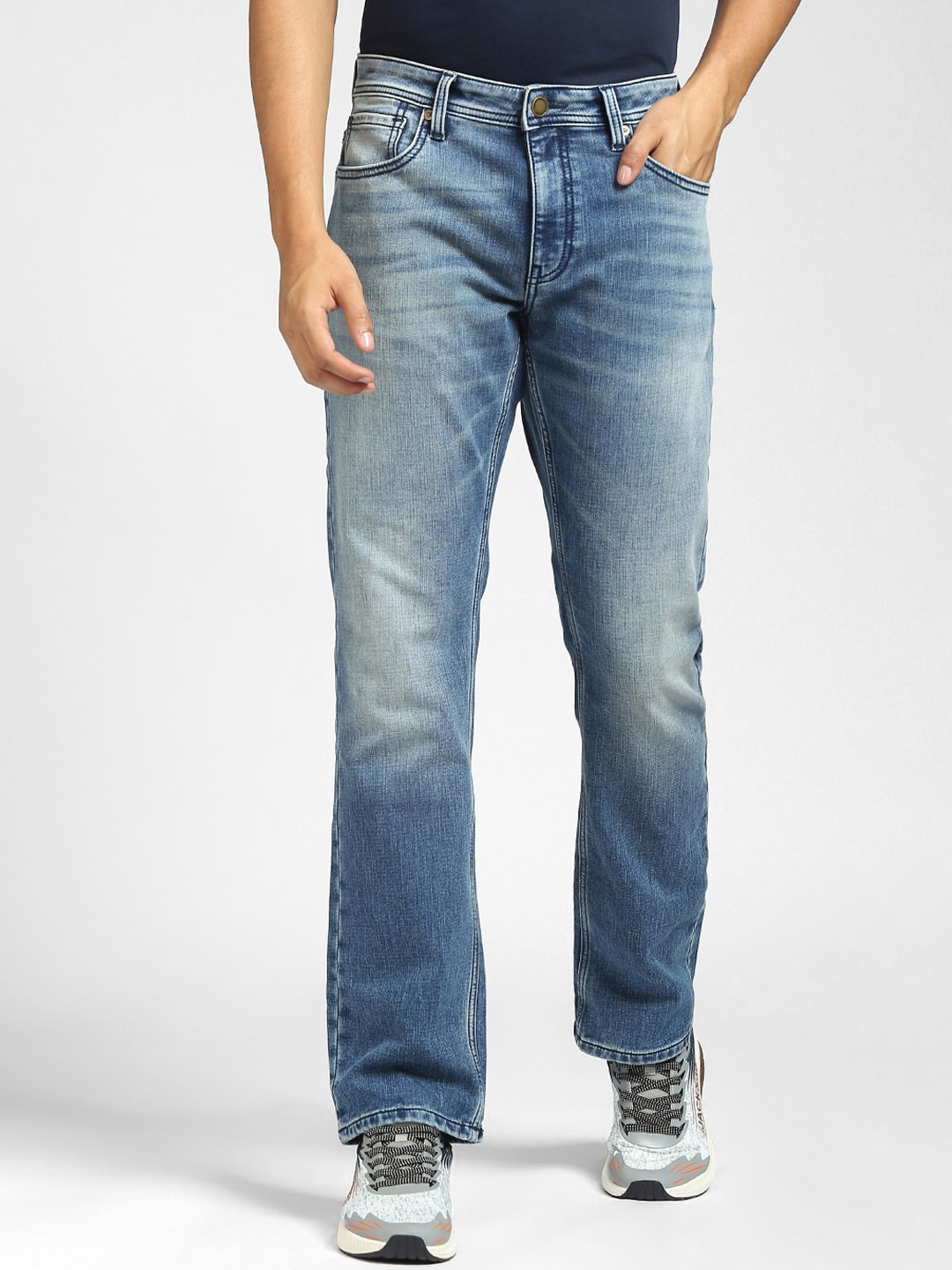 

Jack & Jones Men Blue Low-Rise Mildly Distressed Heavy Fade Stretchable Cotton Jeans