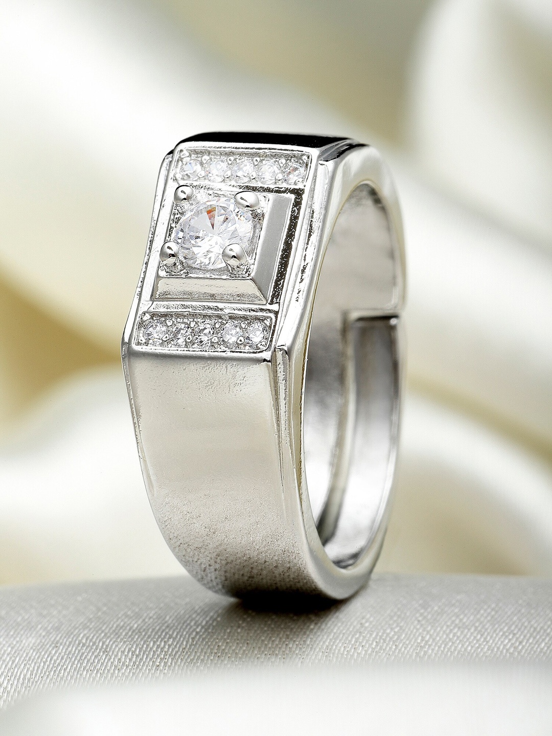 

KARATCART Men Silver-Plated White AD-Studded Adjustable Finger Ring