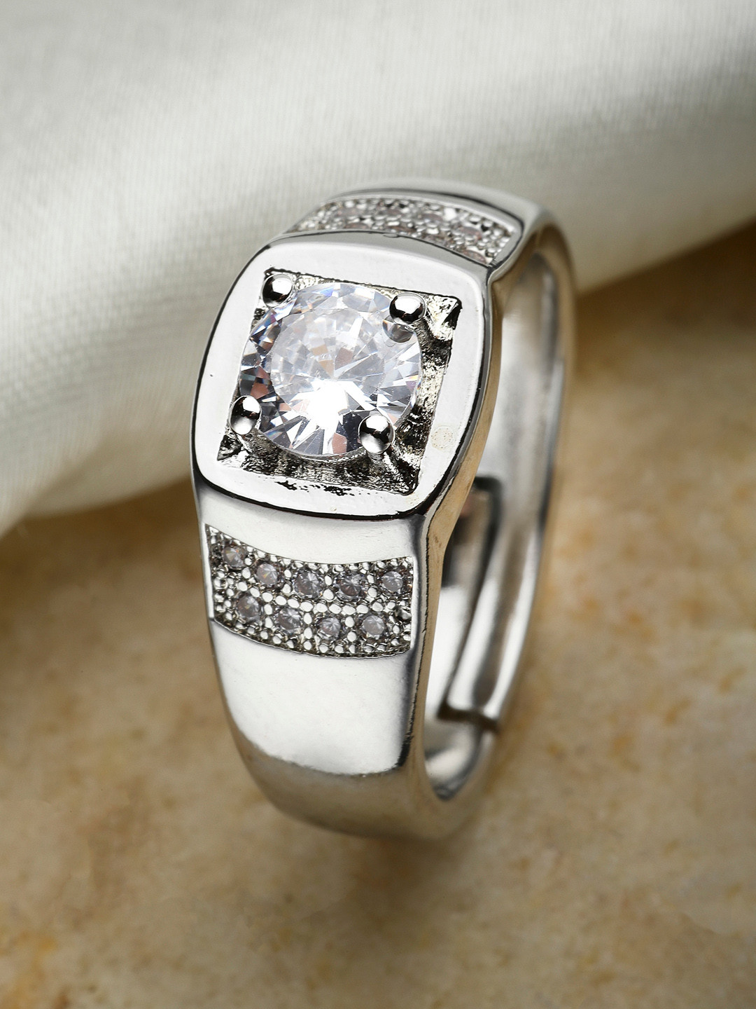 

KARATCART Men Silver-Plated White AD-Studded Adjustable Finger Ring