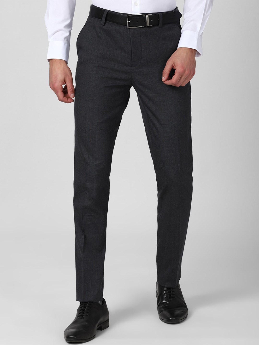 

Peter England Men Charcoal Checked Slim Fit Trousers