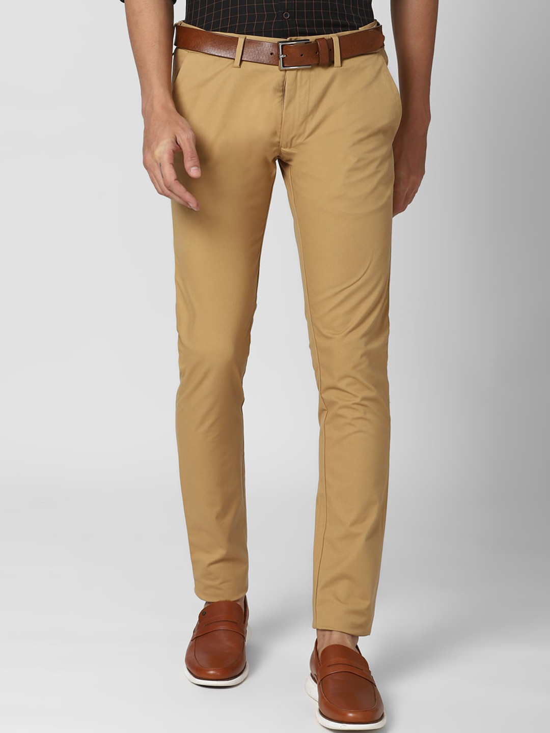 

Peter England Casuals Men Khaki Solid Regular Fit Trousers