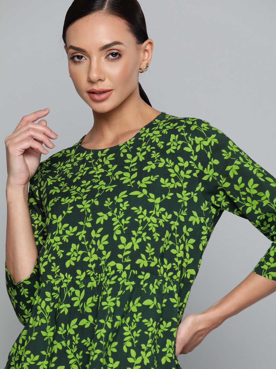 

Chemistry Green Floral Printed Top