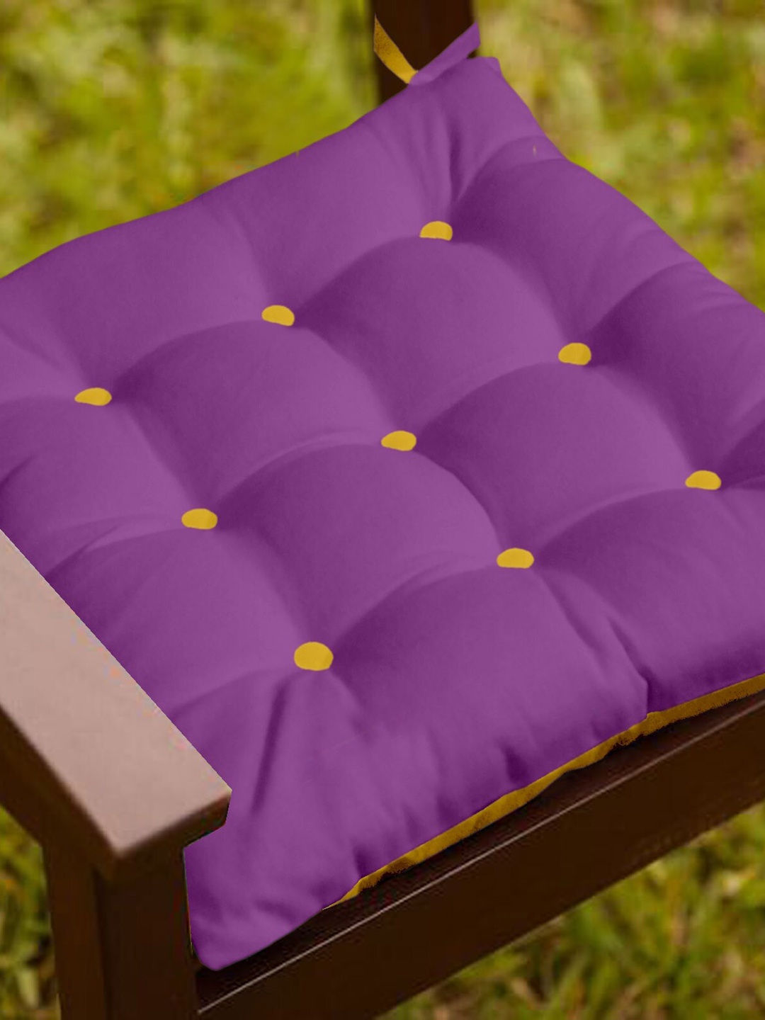 

Lushomes Lavender & Yellow Cotton Chair Cushion