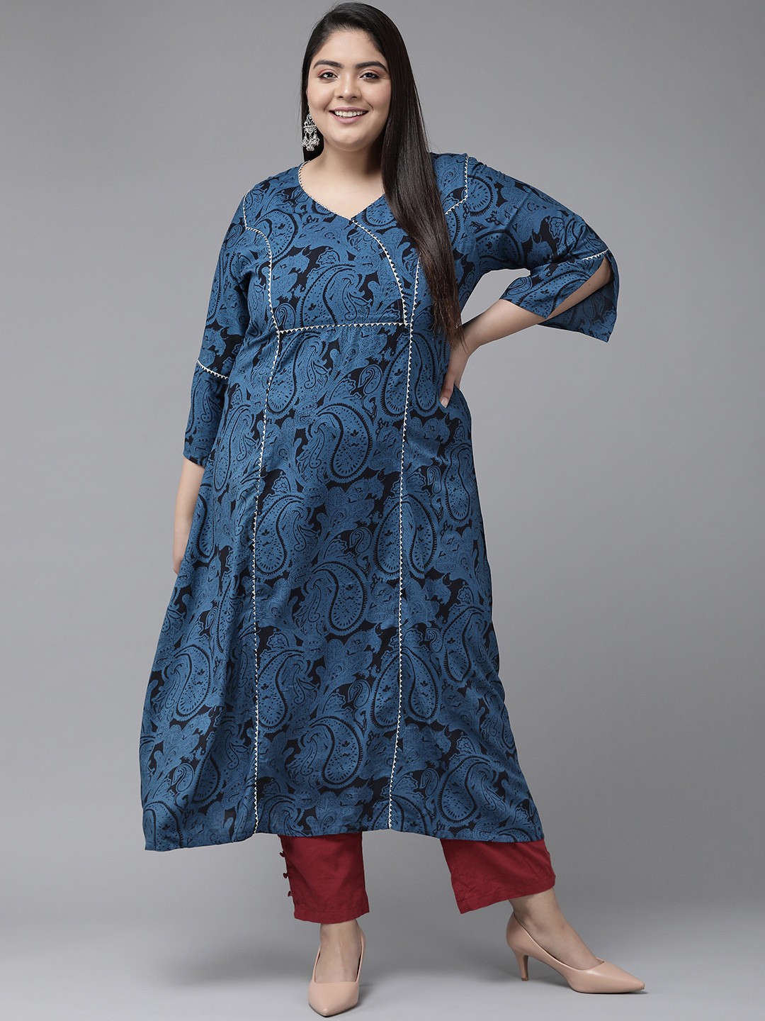 

YASH GALLERY Women Blue Ethnic Motifs Printed Gotta Patti Kurta
