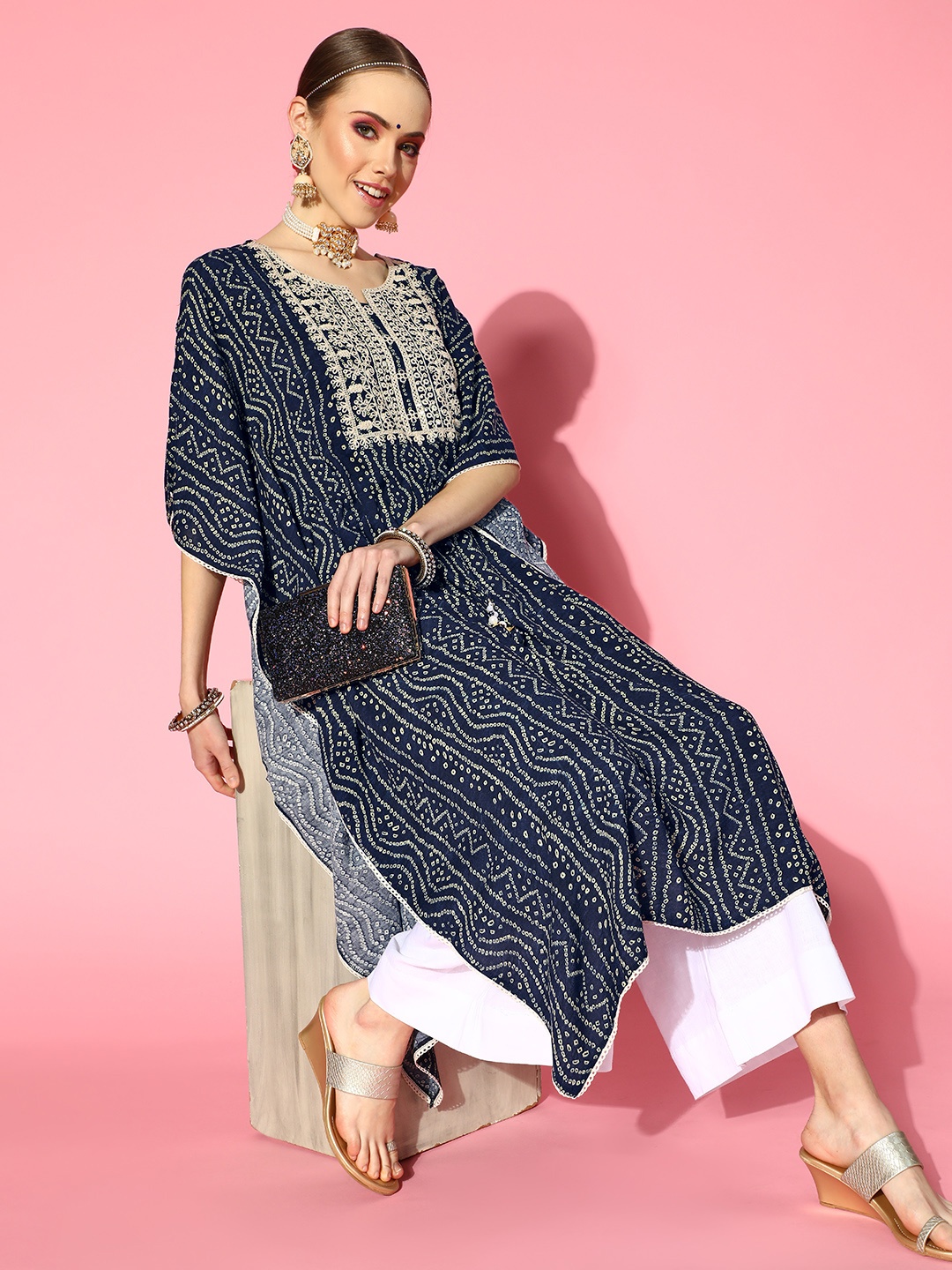 

ZOLA Deep Navy Blue Viscose Rayon New Age Kaftan Kurta