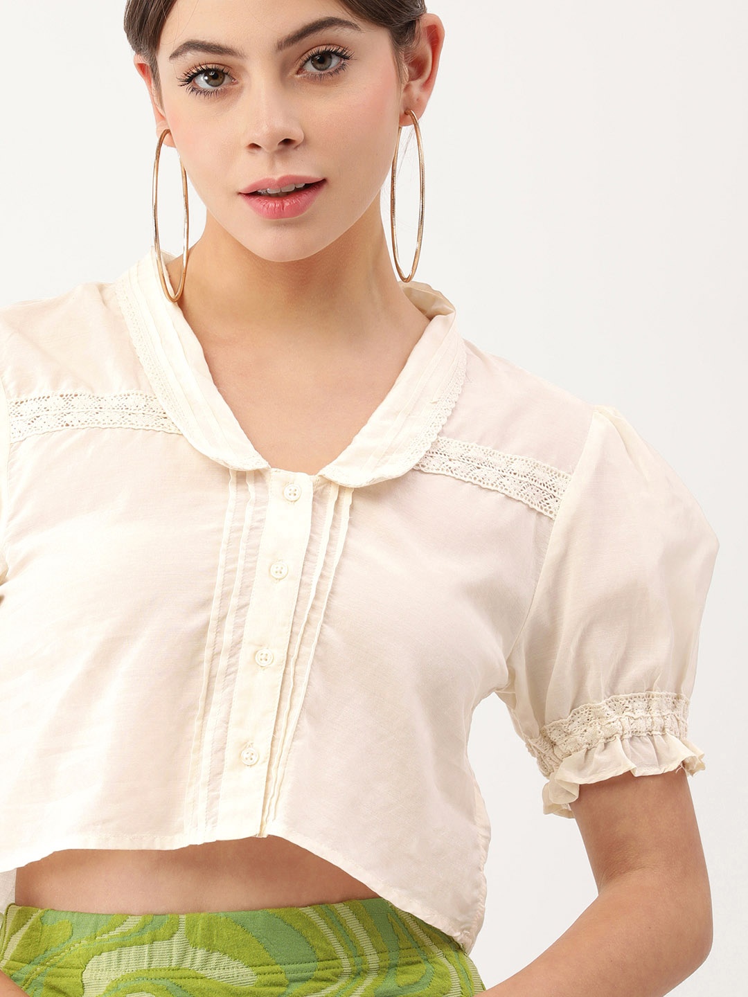 

FOREVER 21 Women Beige Peter Pan Collar Crop Top