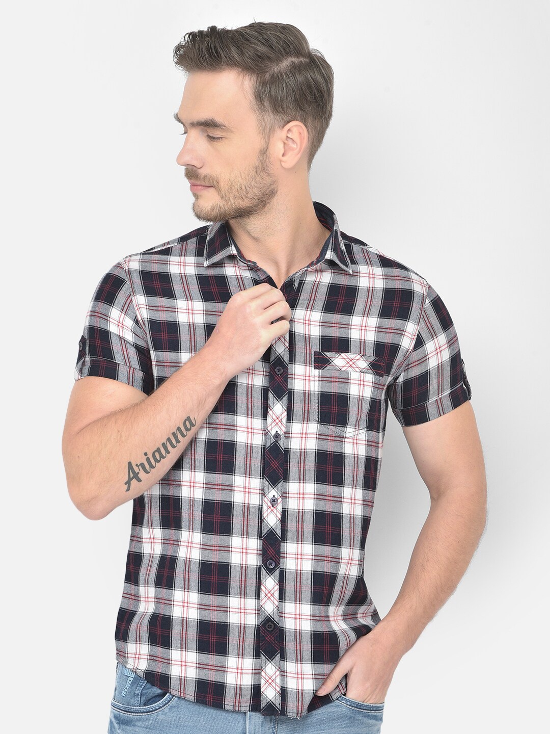

Canary London Men White & Navy Blue Smart Slim Fit Checked Cotton Casual Shirt