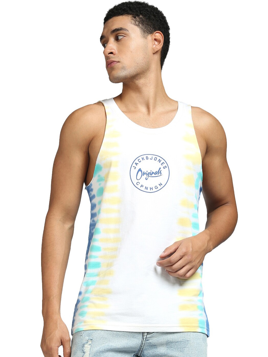 

Jack & Jones Men Off White & Yellow Printed Cotton T-shirt
