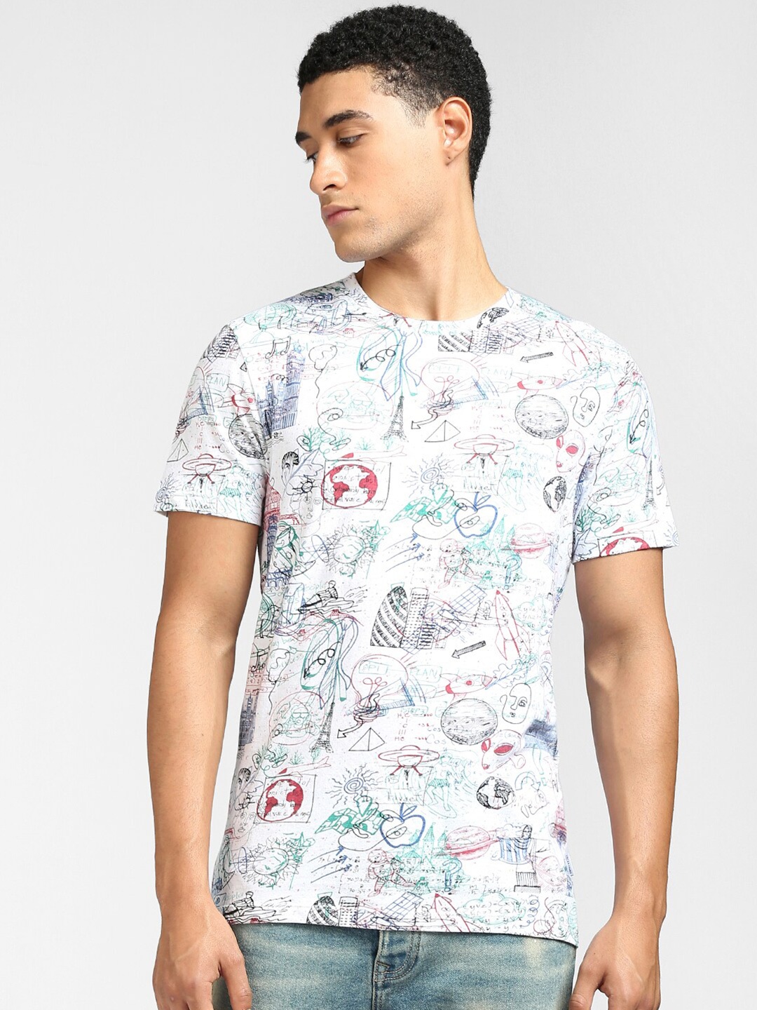 

Jack & Jones Men White & Green Printed Cotton T-shirt
