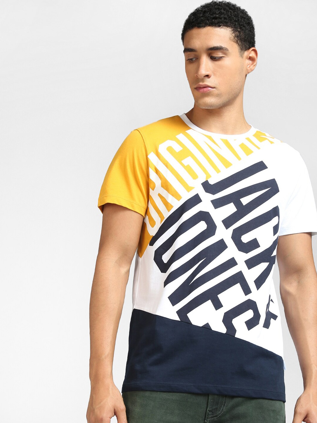 

Jack & Jones Men White & Navy Blue Brand Logo Printed Cotton T-shirt