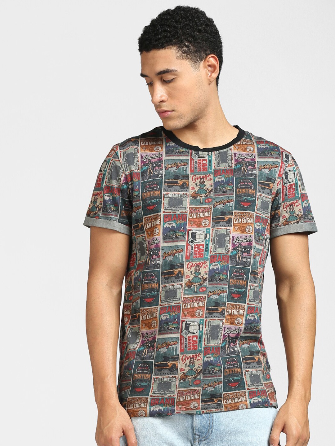 

Jack & Jones Men Teal Blue & Red Printed Cotton T-shirt