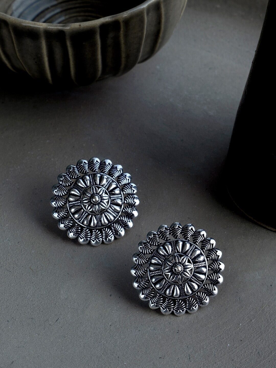 

Infuzze Silver-Toned Oxidised Circular Studs Earrings