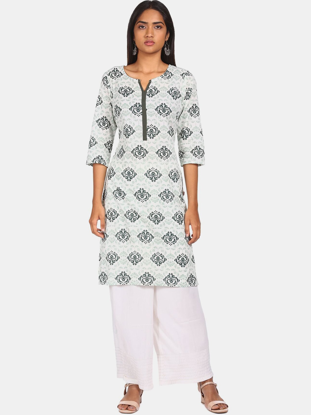 

Karigari Women White & Green Ethnic Motifs Printed Keyhole Neck Cotton Straight Kurta