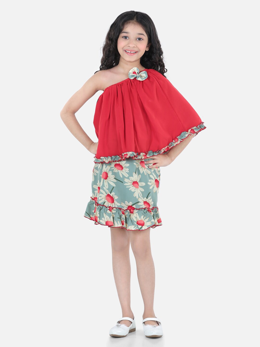 

Cutiekins Girls Red & Green Printed Top with Skirt Co-Ords set