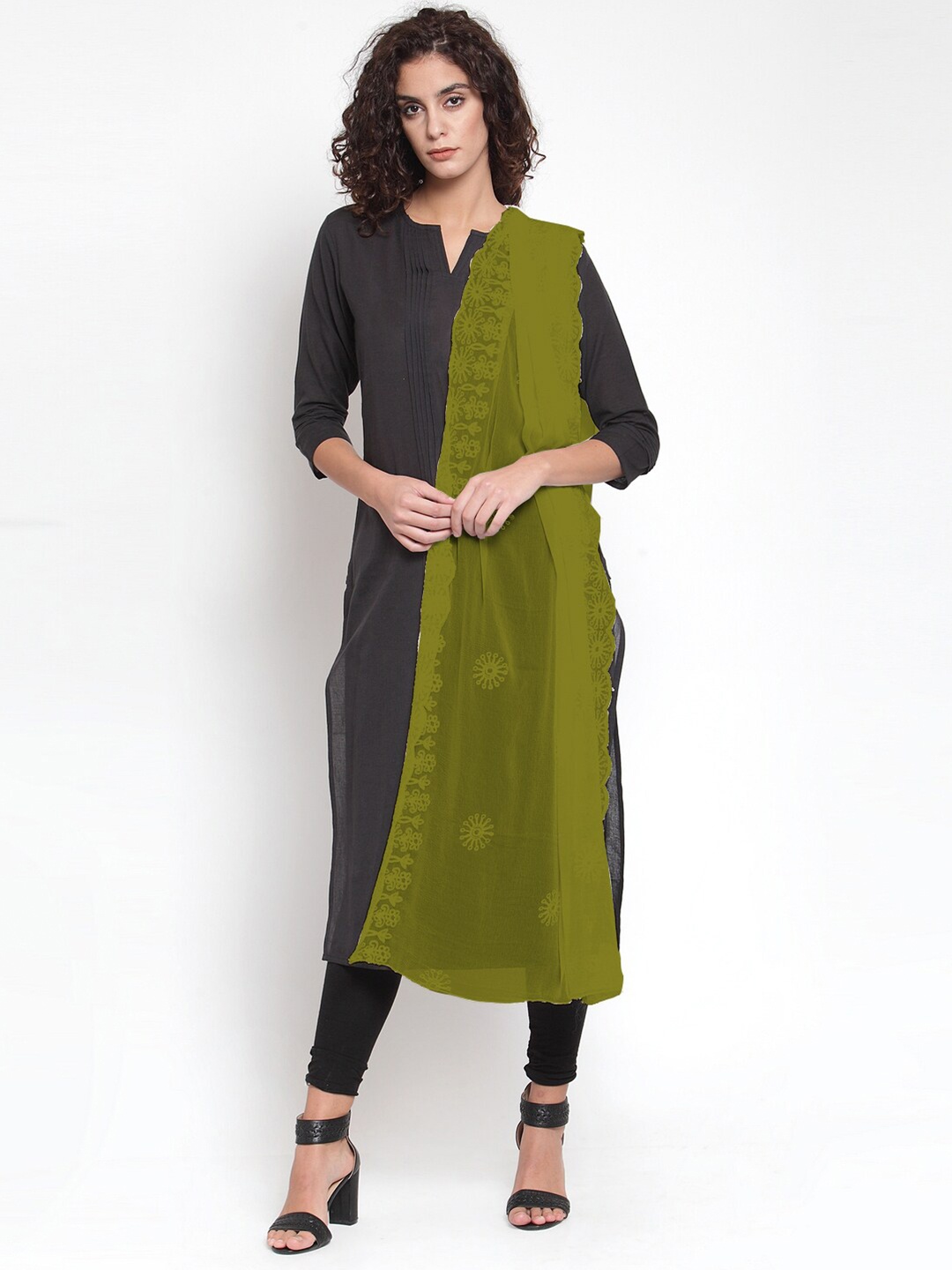 

mf Women Green Ethnic Motifs Embroidered Dupatta