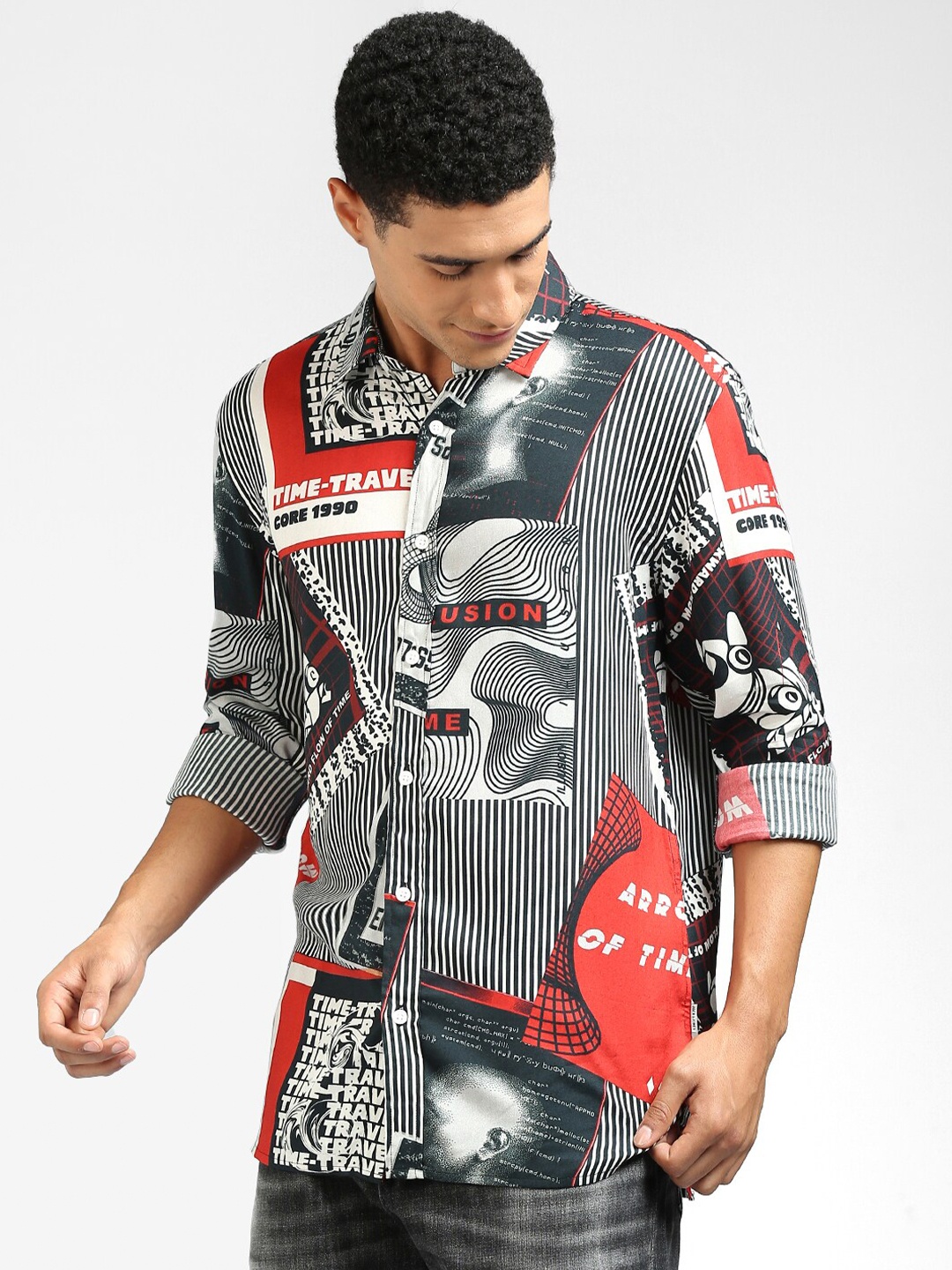 

Jack & Jones Men Black & Red Printed Casual Shirt