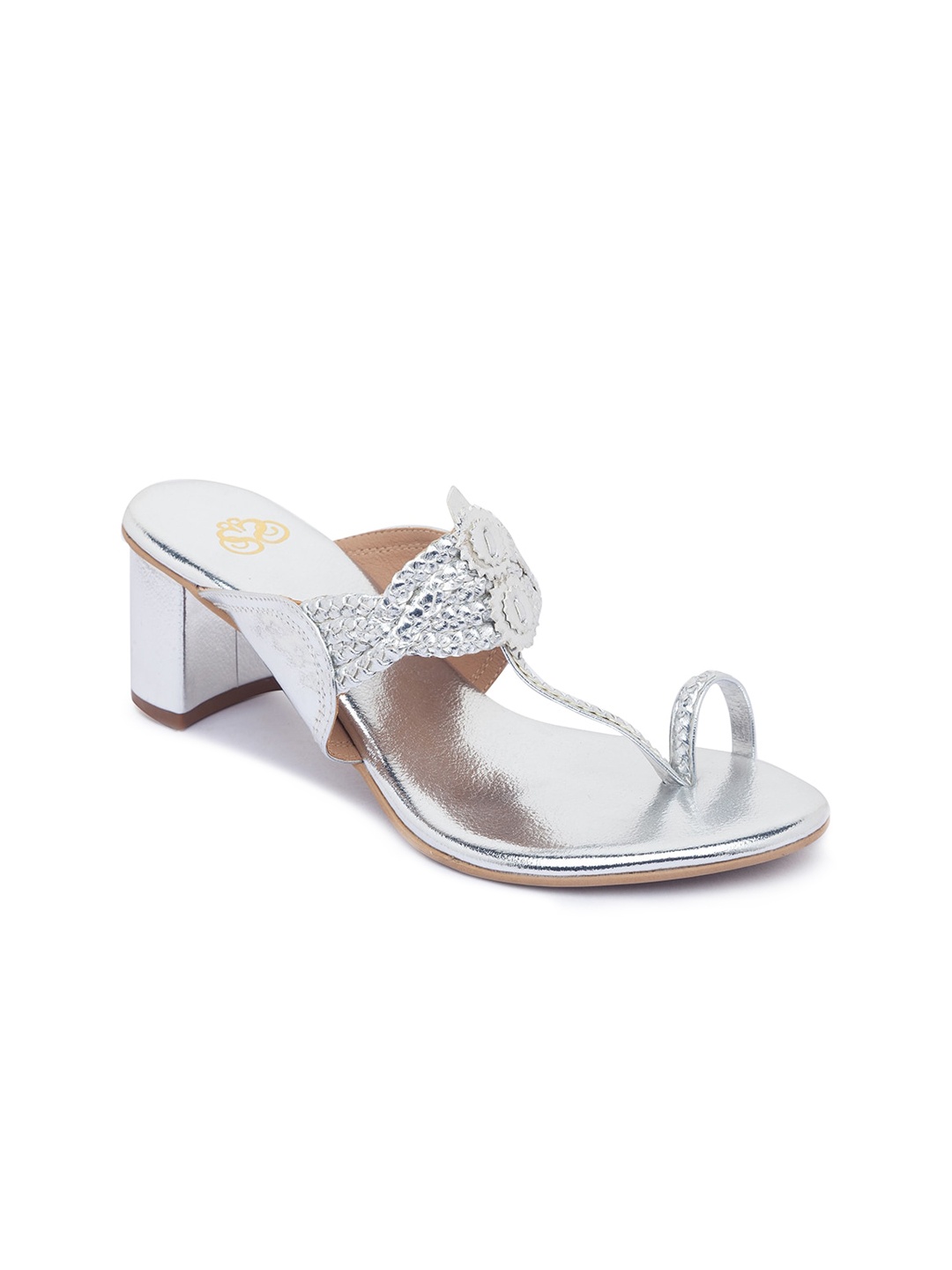 

Sole To Soul Silver-Toned Ethnic Block Sandals