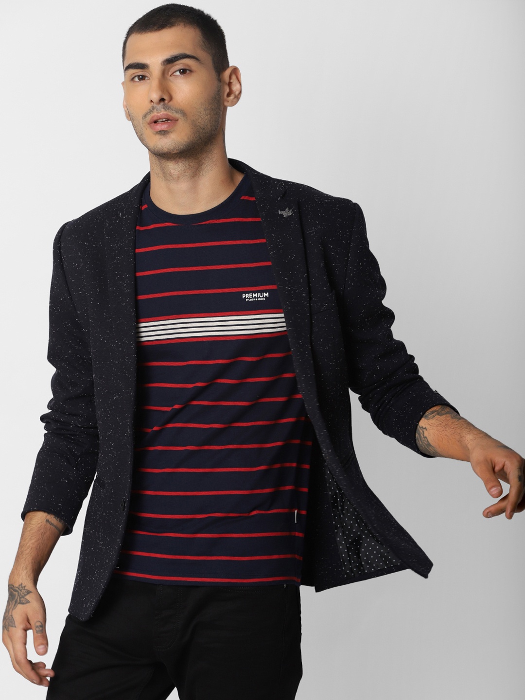 

Jack & Jones Men Navy Blue & Maroon Striped Pure Cotton Slim Fit T-shirt