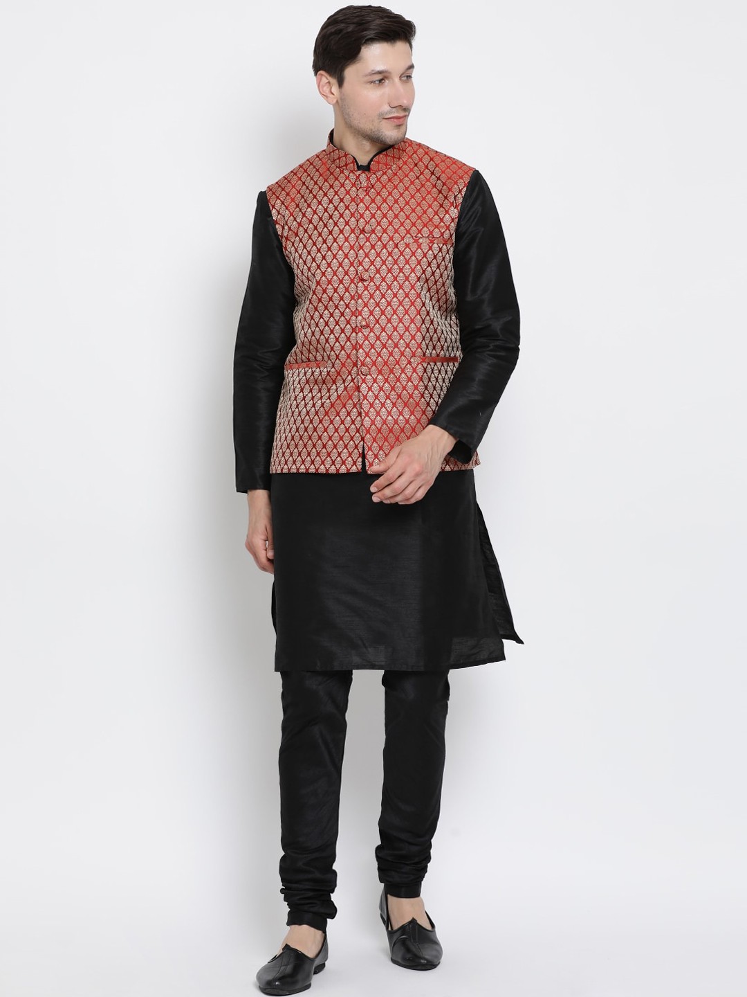 

VASTRAMAY Men Black Kurta with Churidar & Nehru Jacket