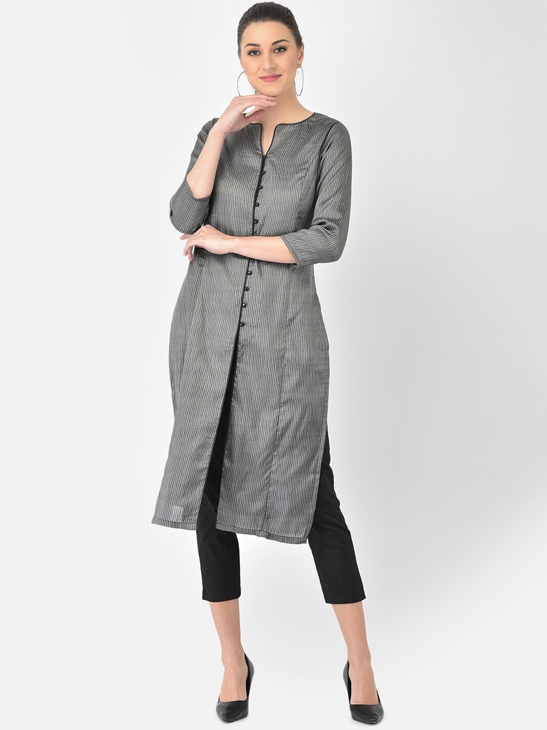 

Ojjasvi Women Grey Self Design Tissue Kurta