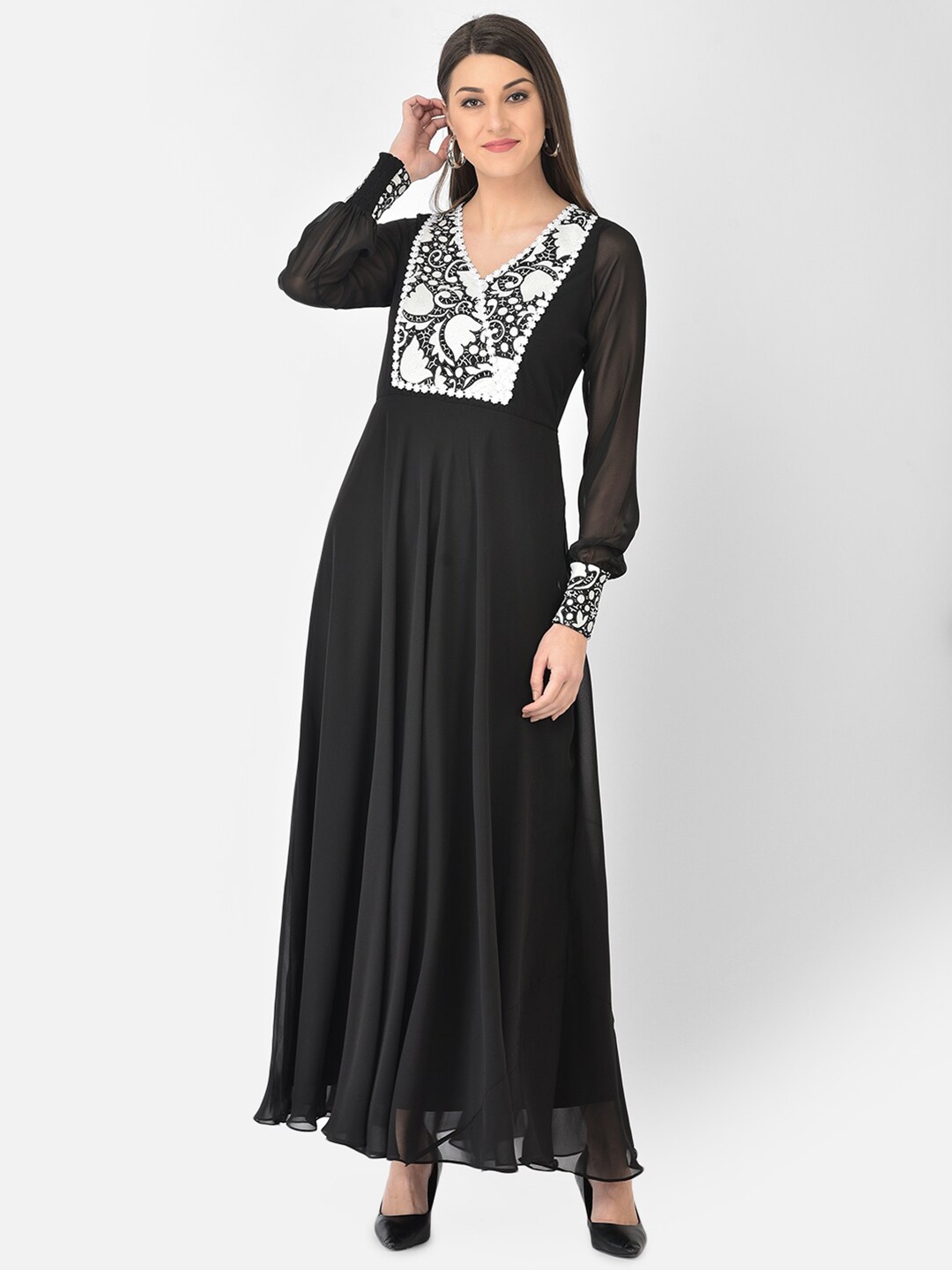 

Ojjasvi Women Black & White Floral Embroidered Maxi Dress