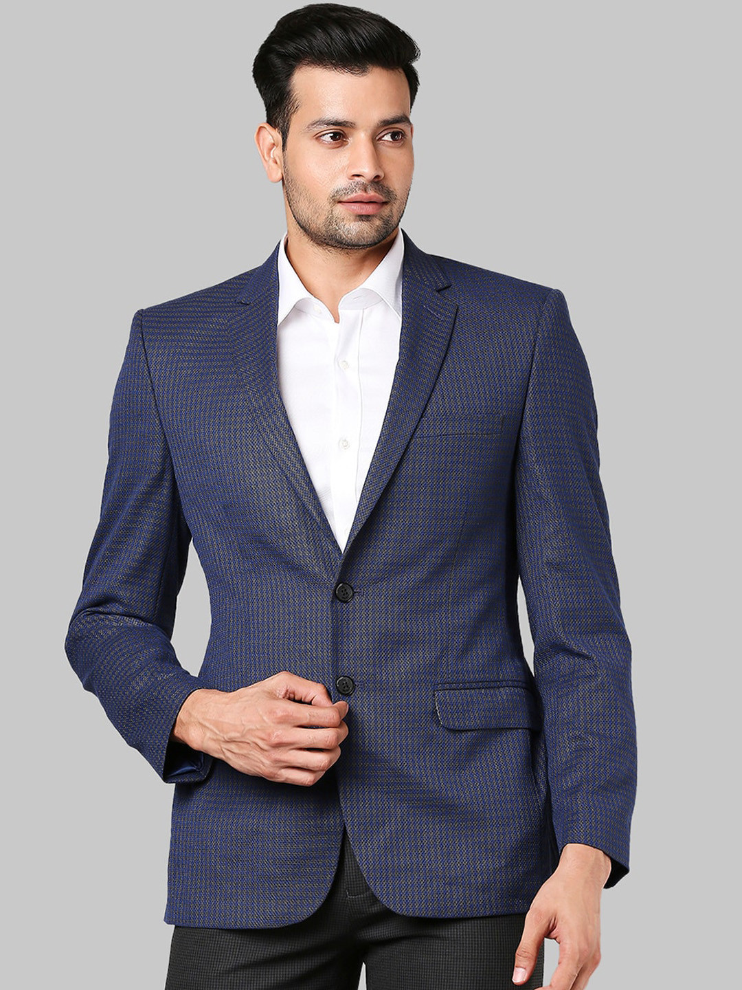 

Raymond Men Blue Checked Single-Breasted Blazer