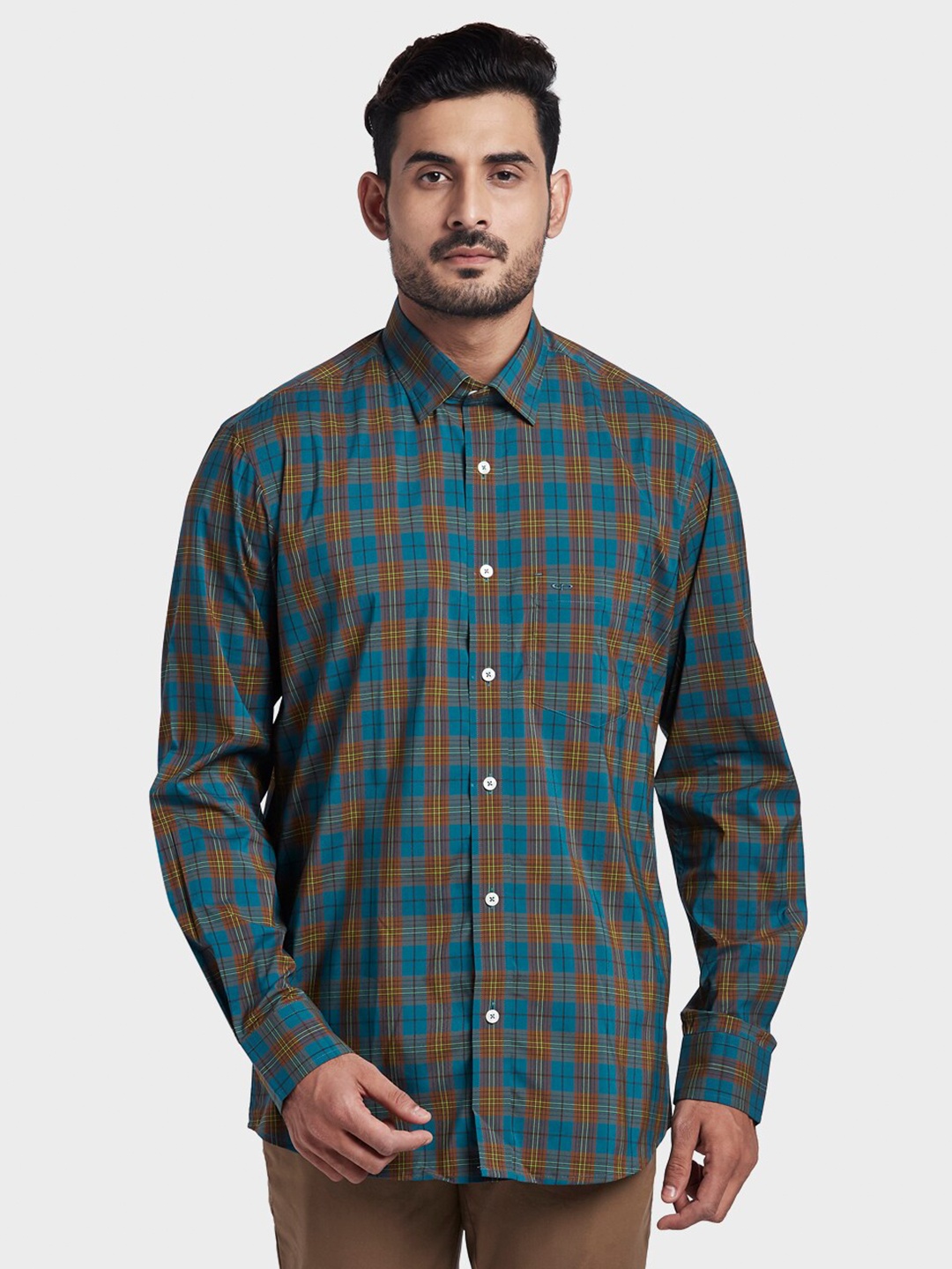 

ColorPlus Men Blue Tailored Fit Checked Casual Shirt