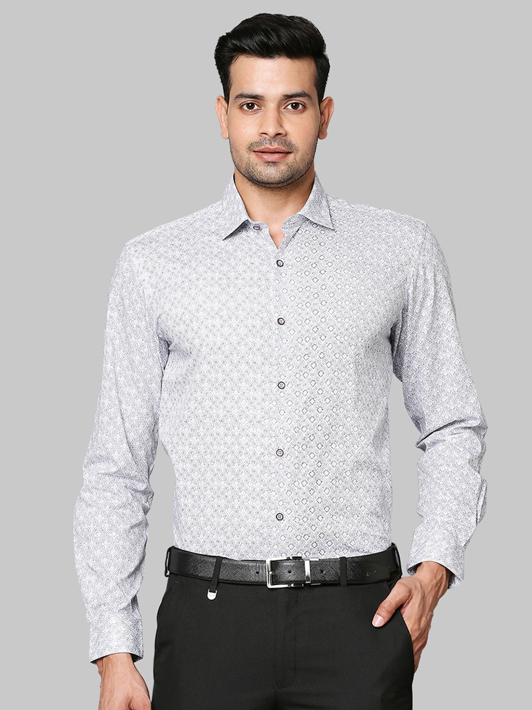 

Park Avenue Men Grey Printed Formal Shirt