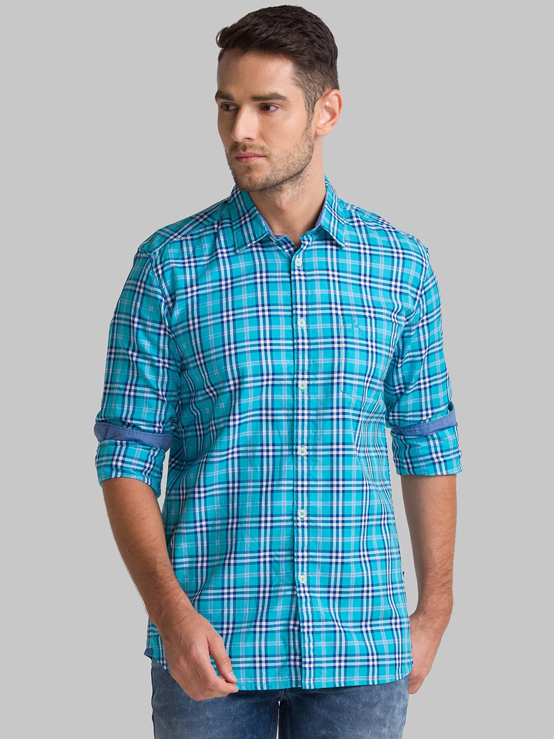 

Parx Men Green Slim Fit Checked Casual Shirt