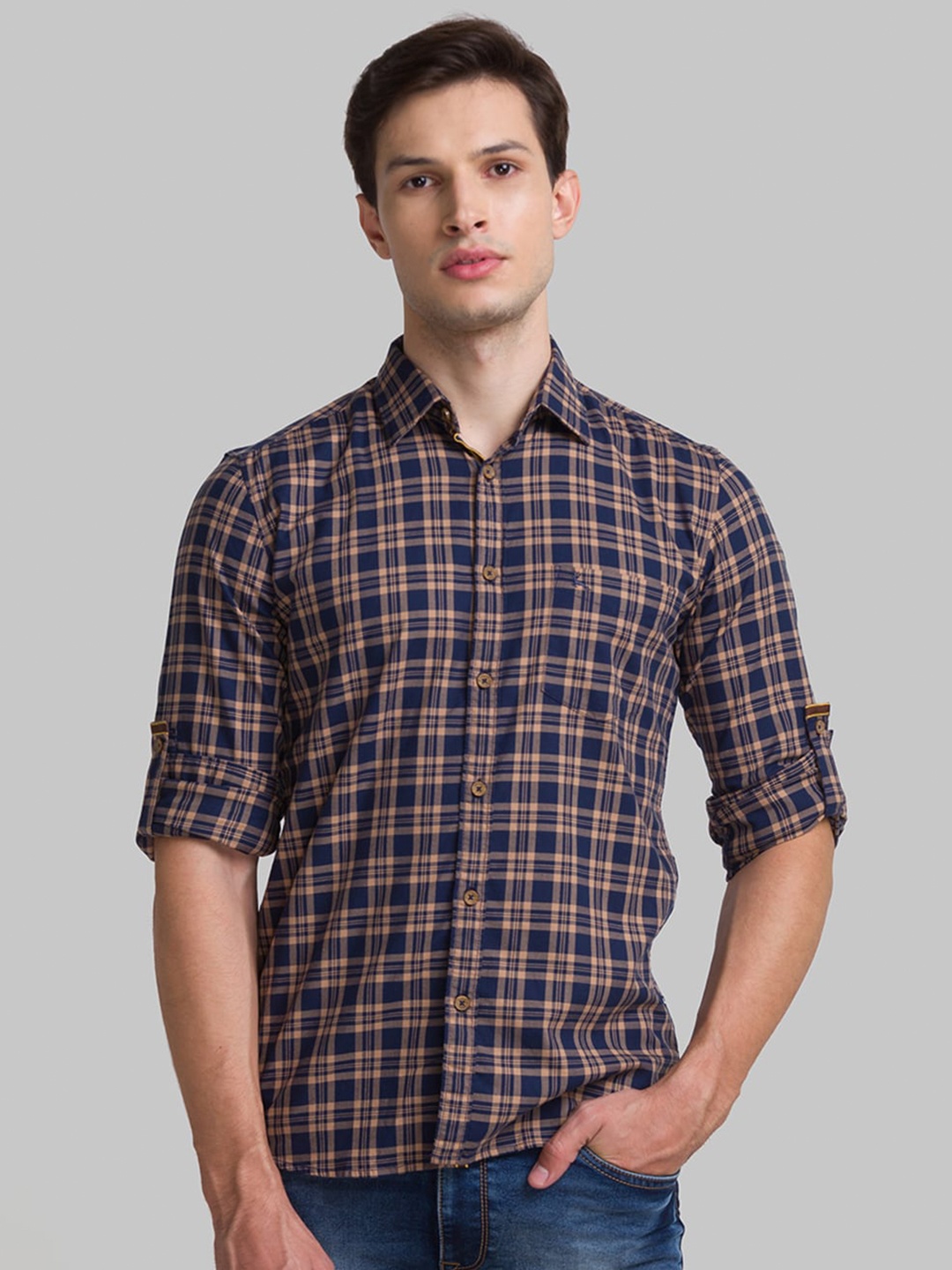 

Parx Men Blue Slim Fit Checked Casual Shirt