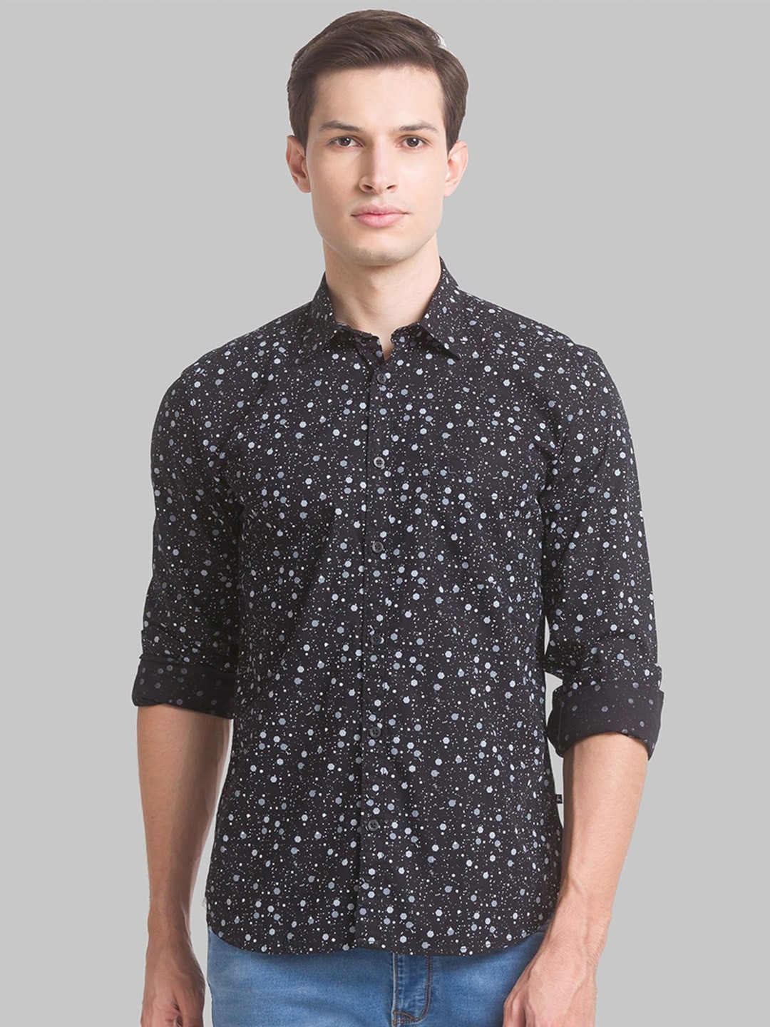 

Parx Men Black Slim Fit Abstract Printed Casual Shirt
