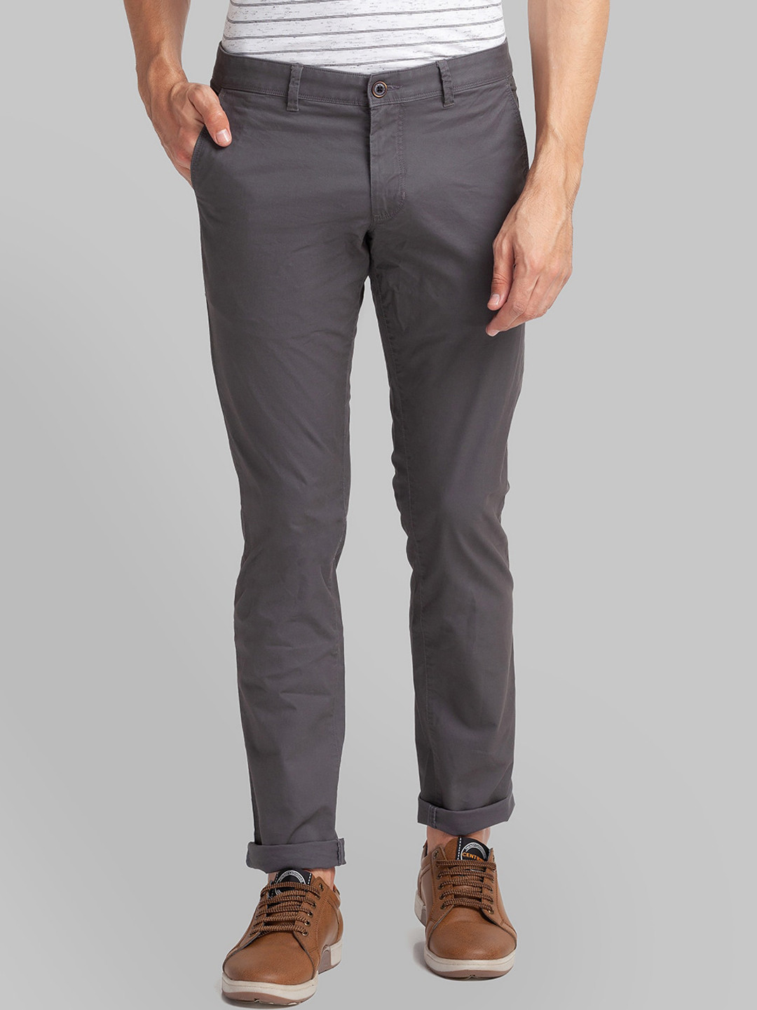 

Parx Men Grey Tapered Fit Trousers