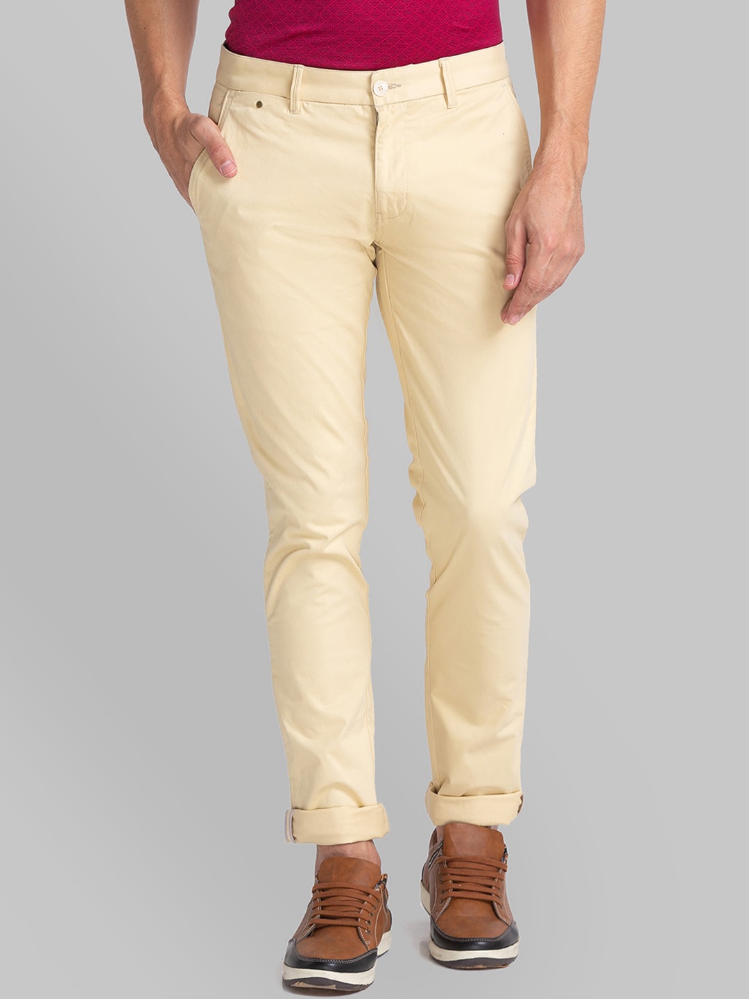 

Parx Men Khaki Tapered Fit Solid Trousers